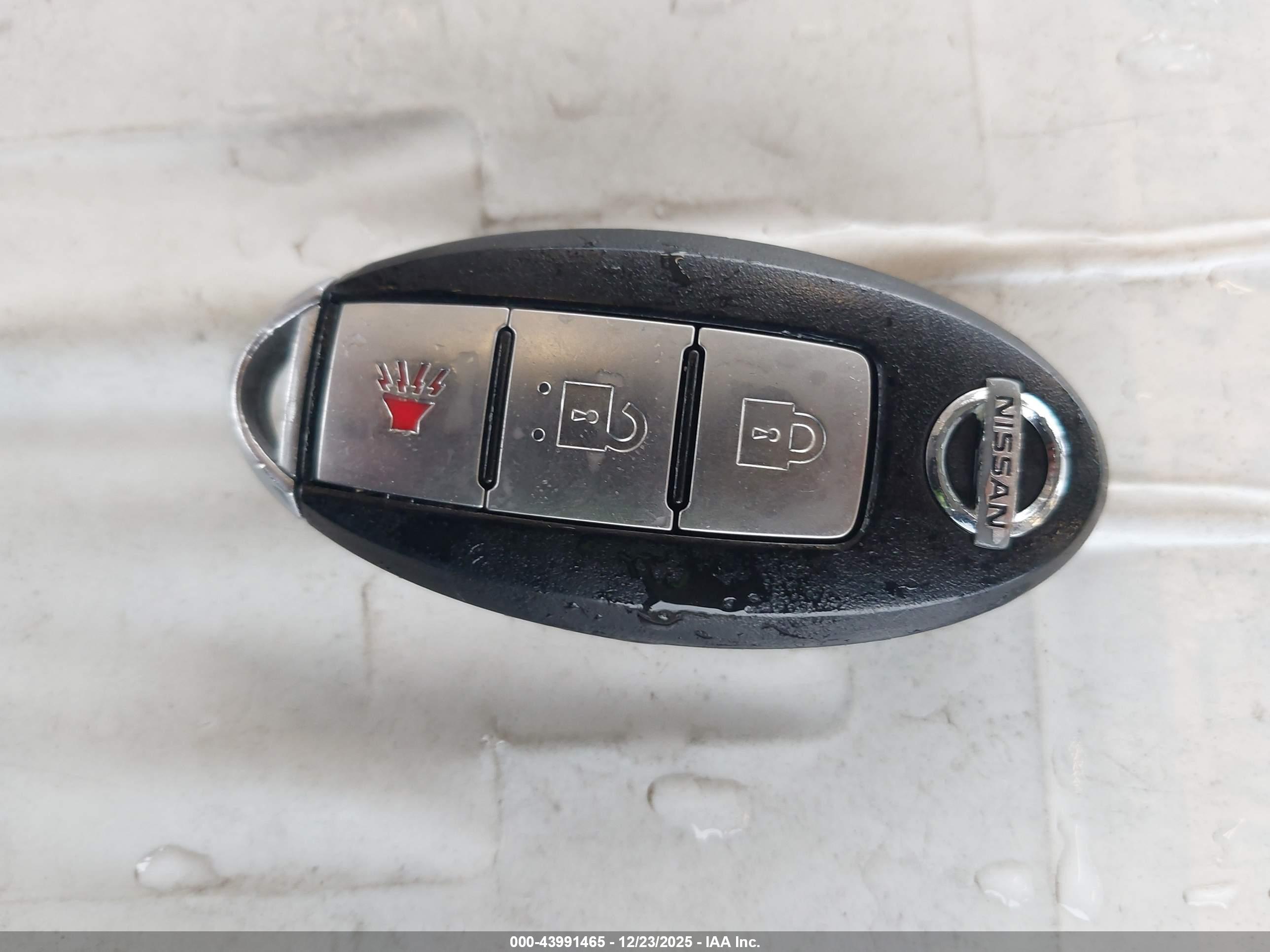 NISSAN MURANO image 11