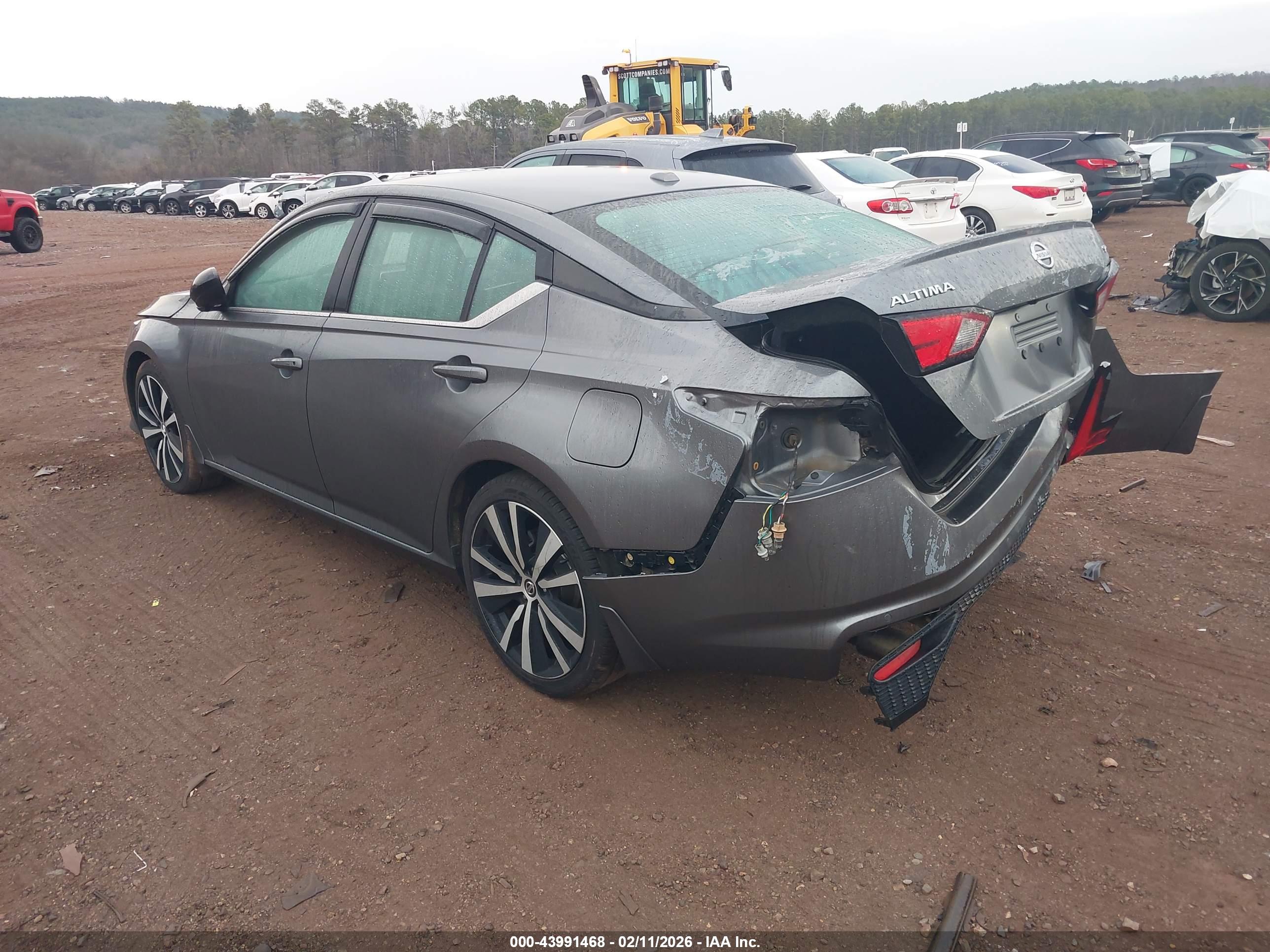 NISSAN ALTIMA image 3