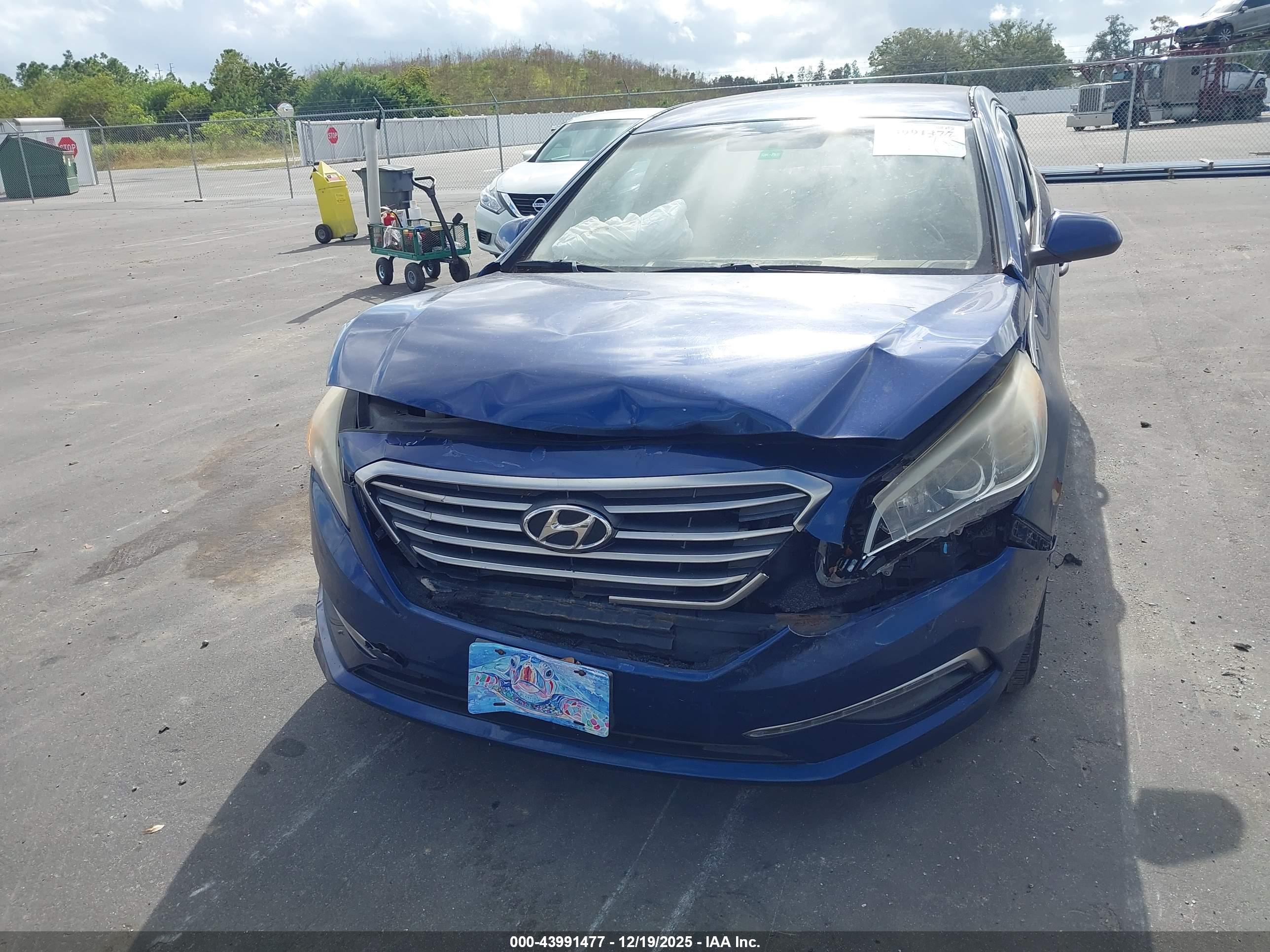 HYUNDAI SONATA image 6