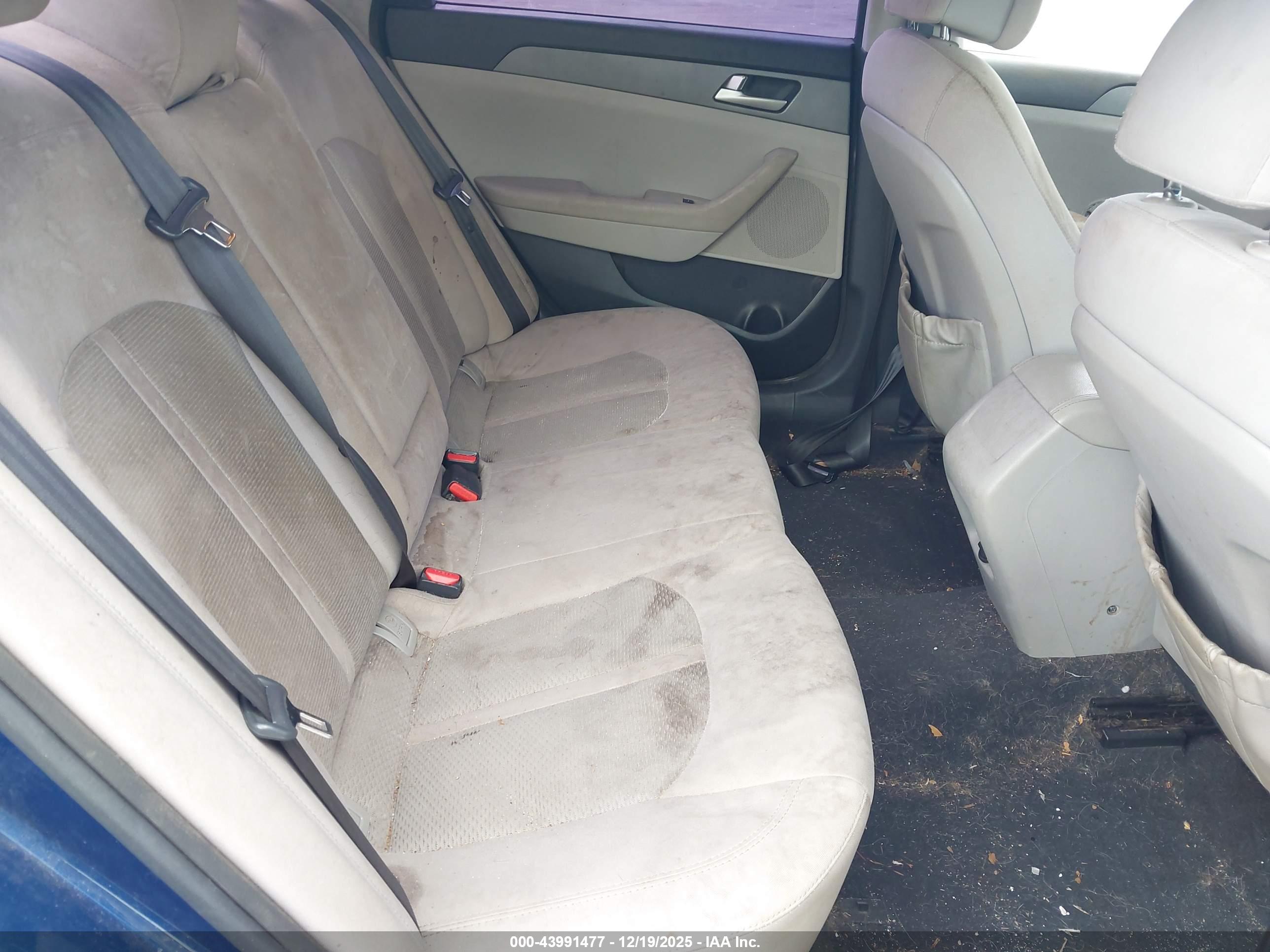 HYUNDAI SONATA image 8