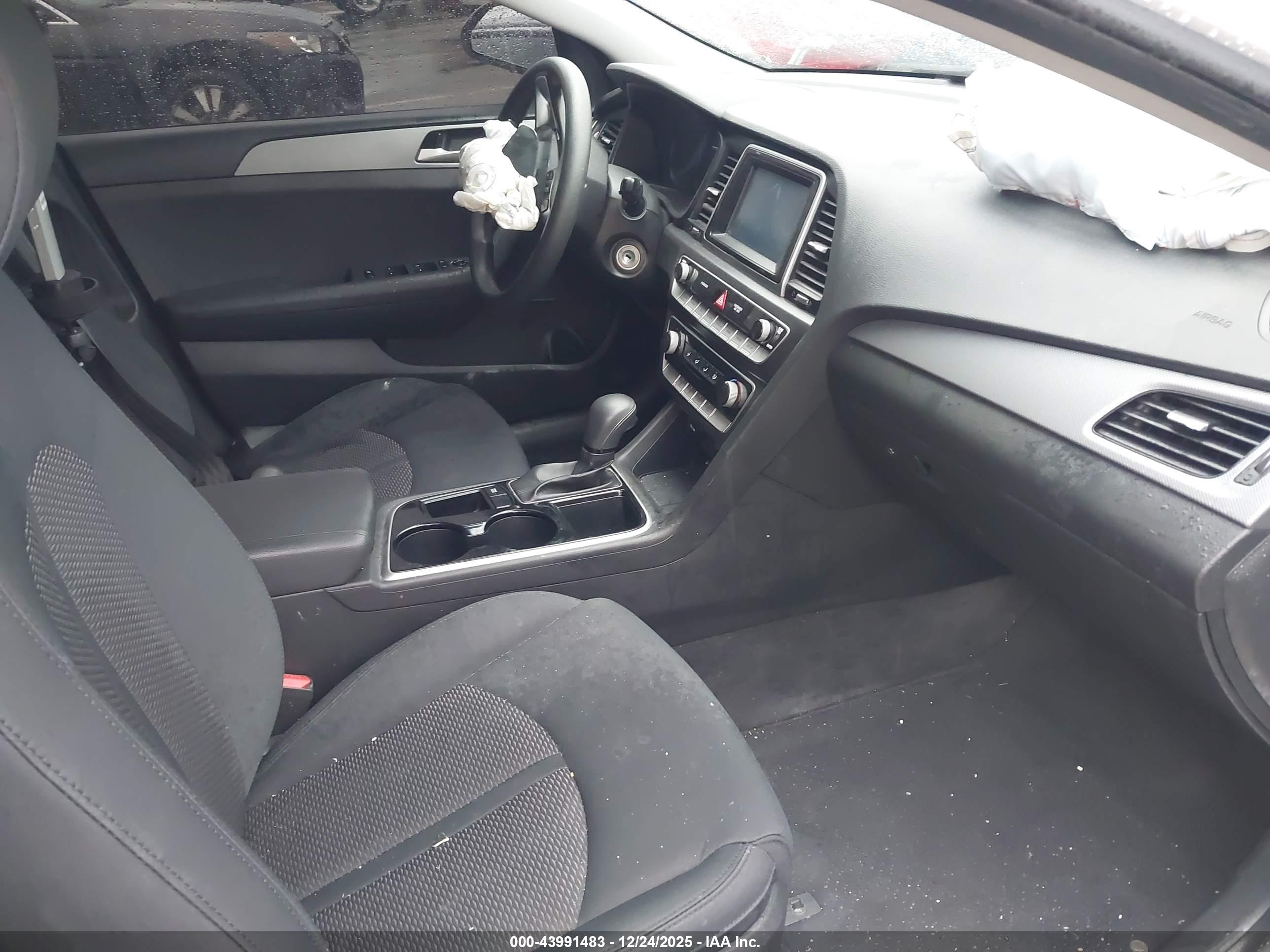 HYUNDAI SONATA image 5