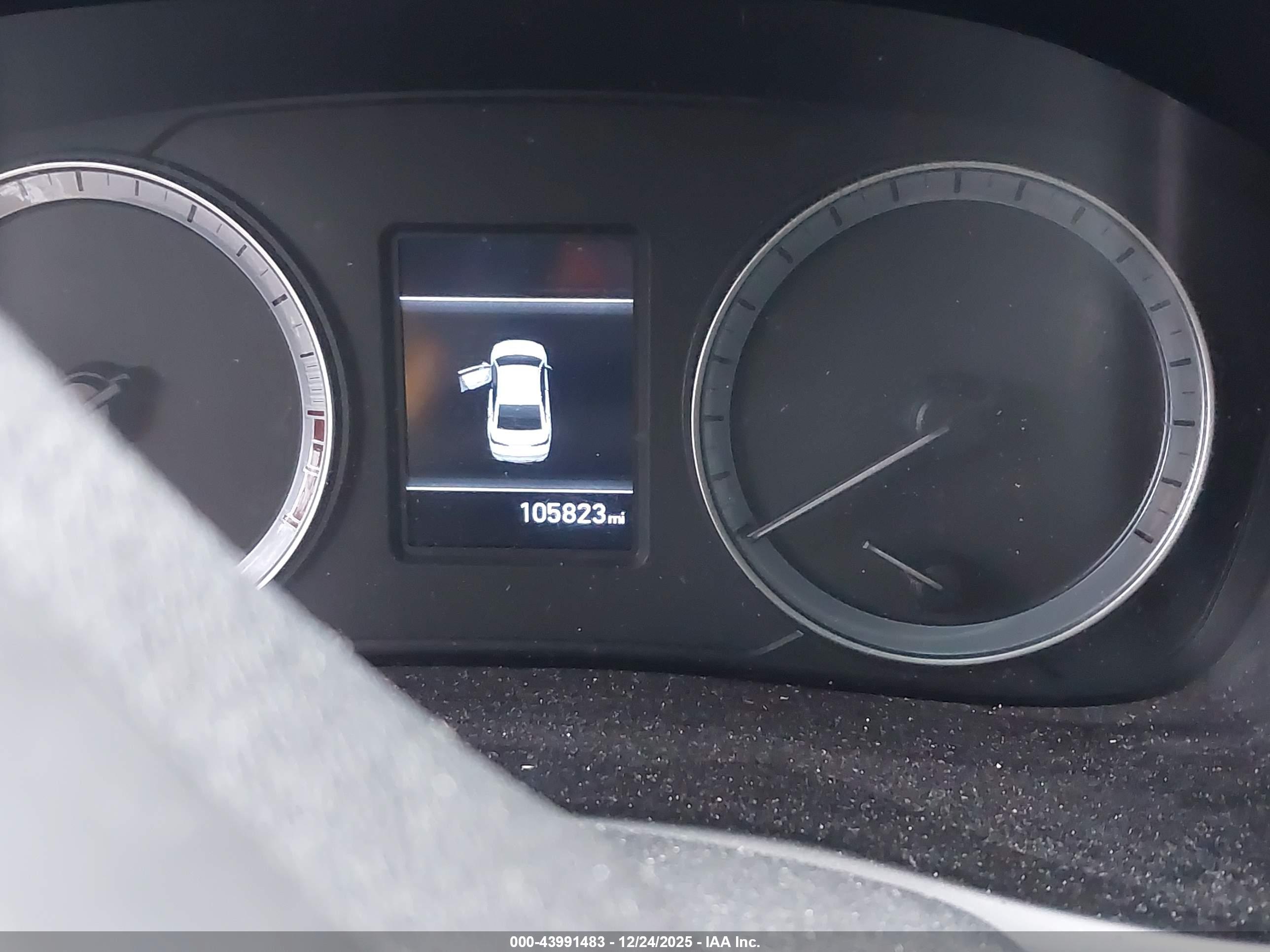 HYUNDAI SONATA image 7