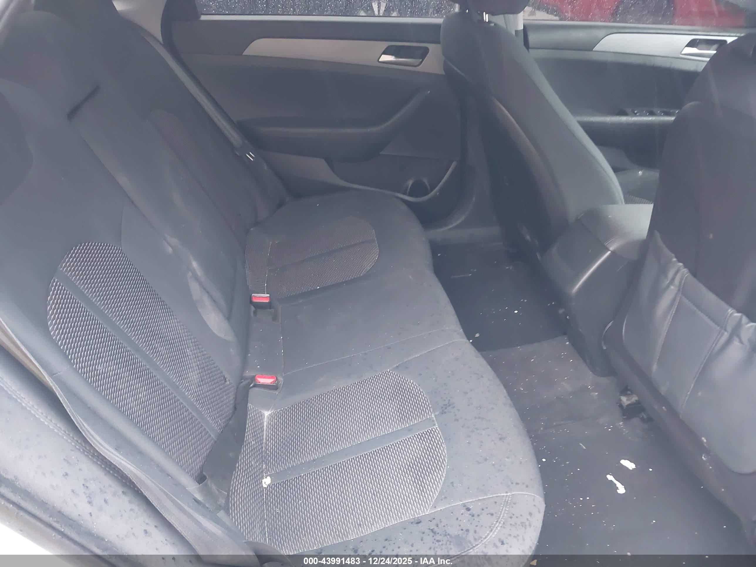 HYUNDAI SONATA image 8