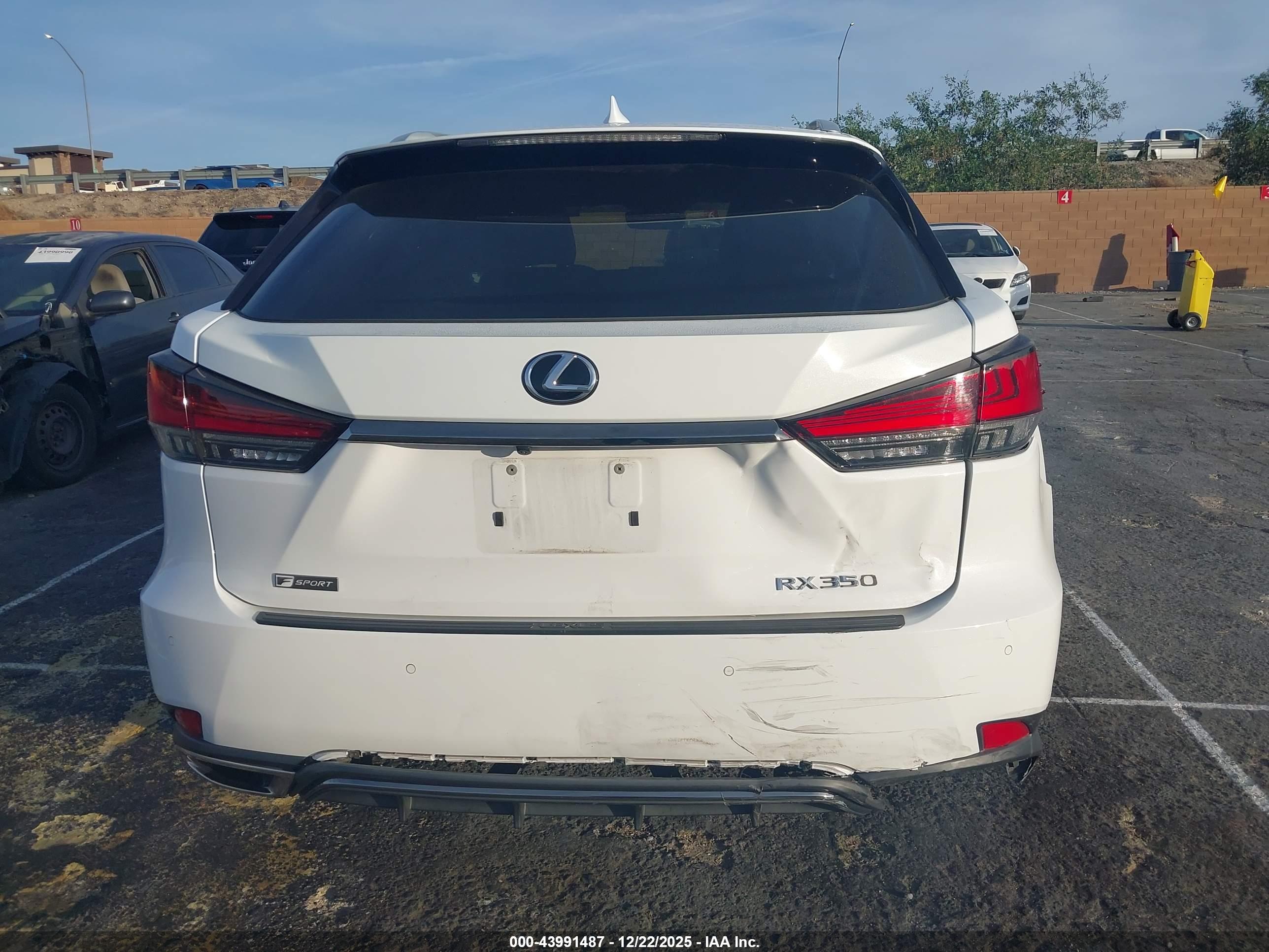 LEXUS RX image 6