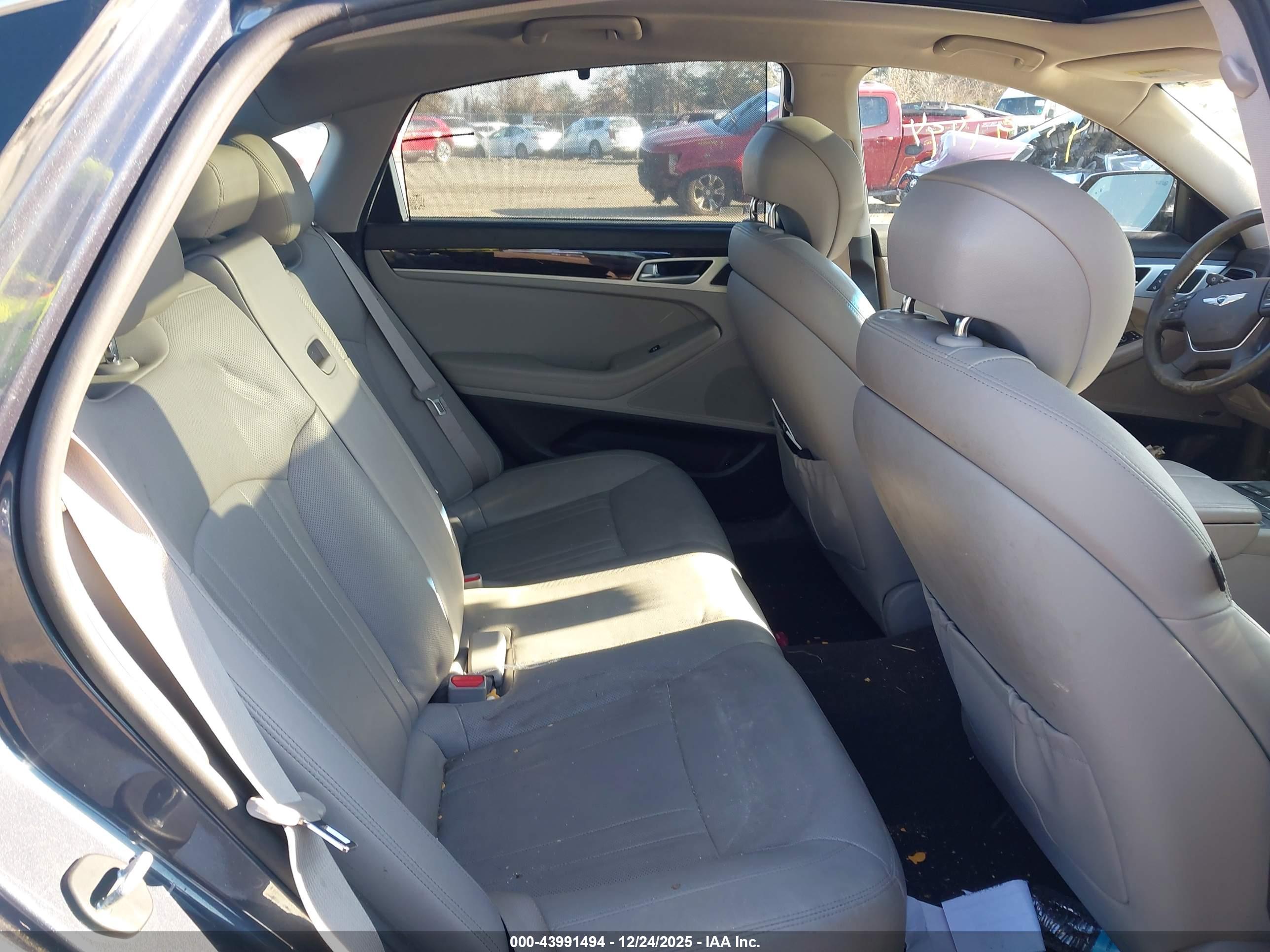 GENESIS G80 image 8