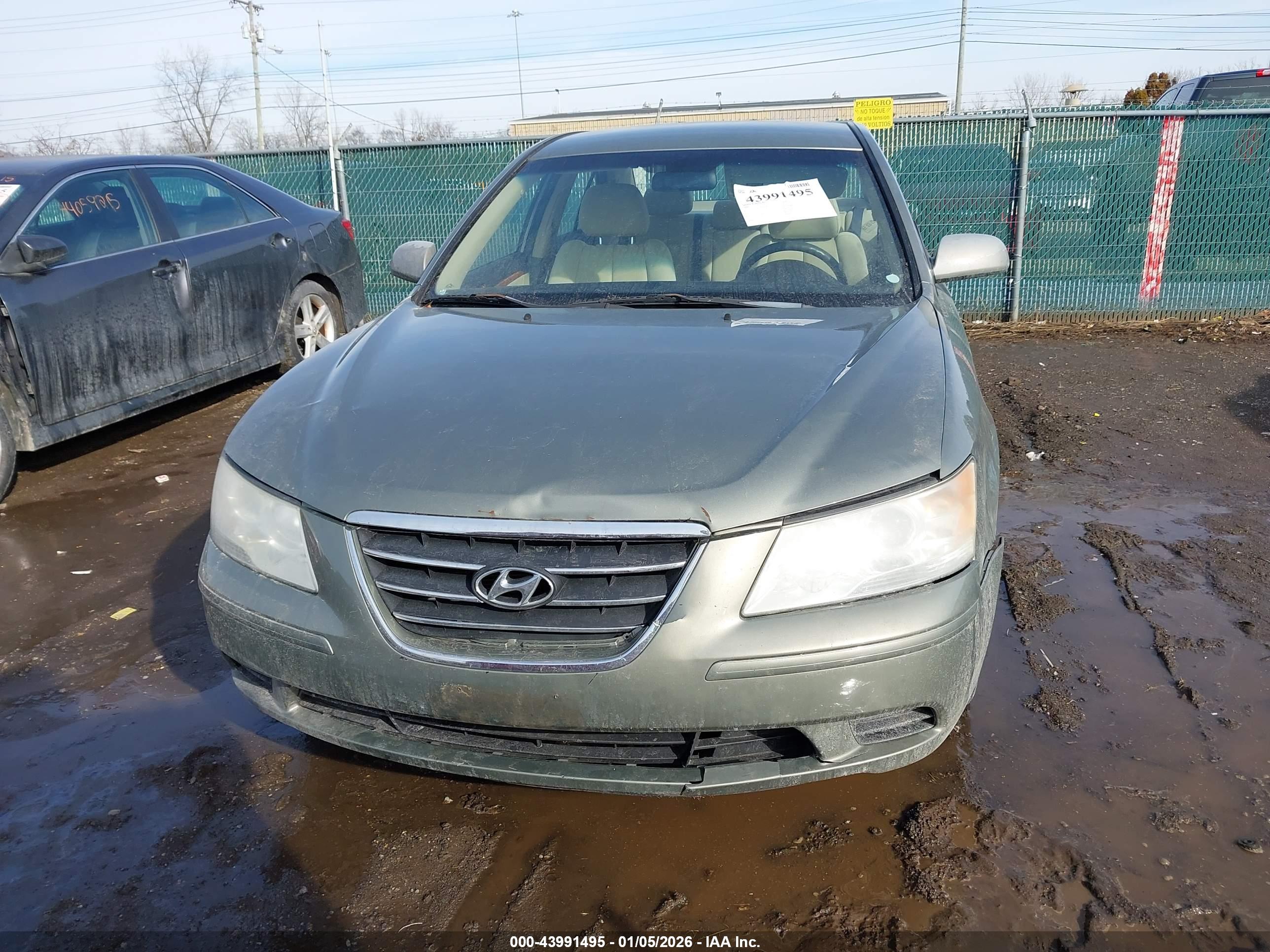 HYUNDAI SONATA image 6
