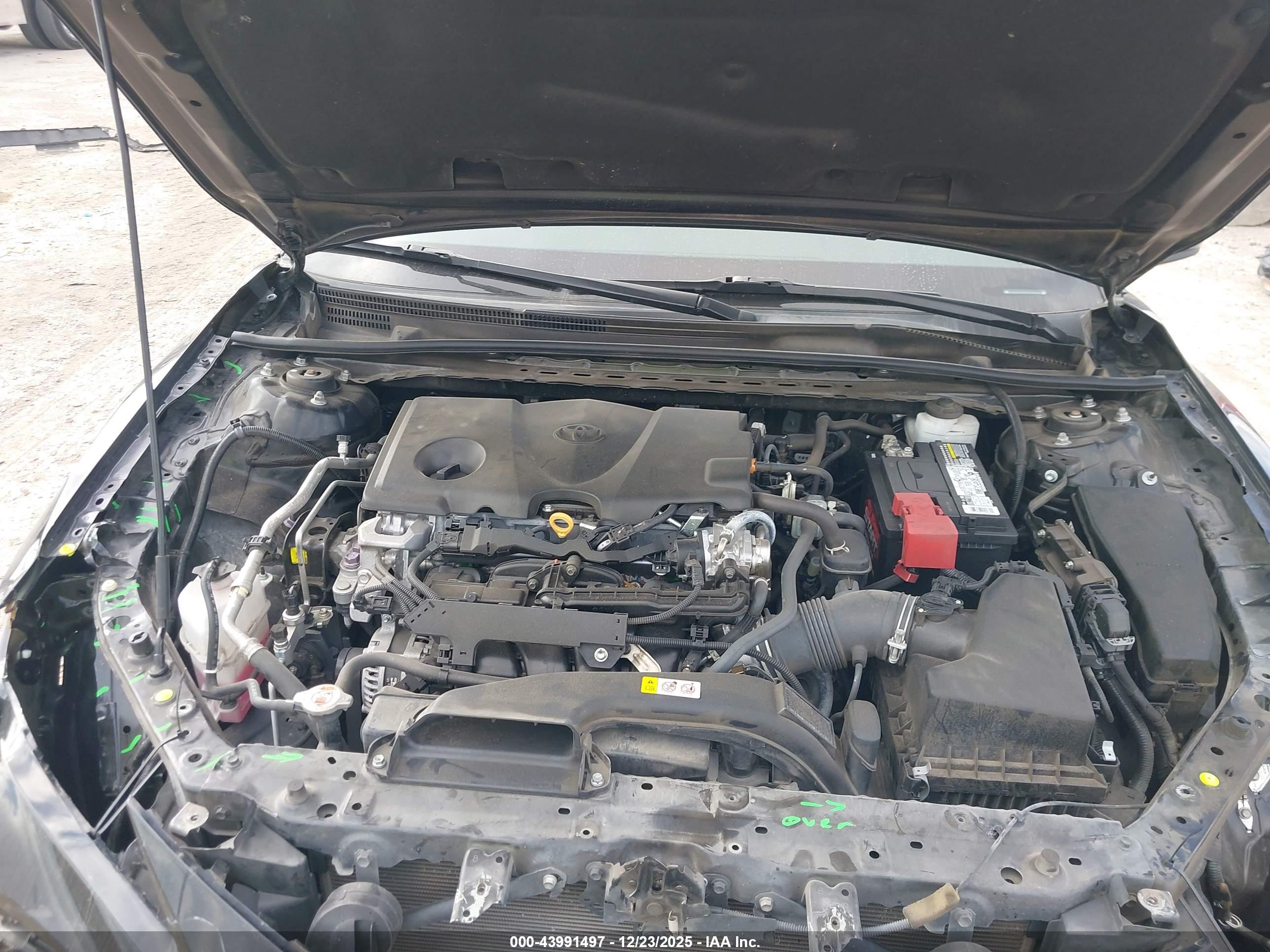 TOYOTA CAMRY image 10