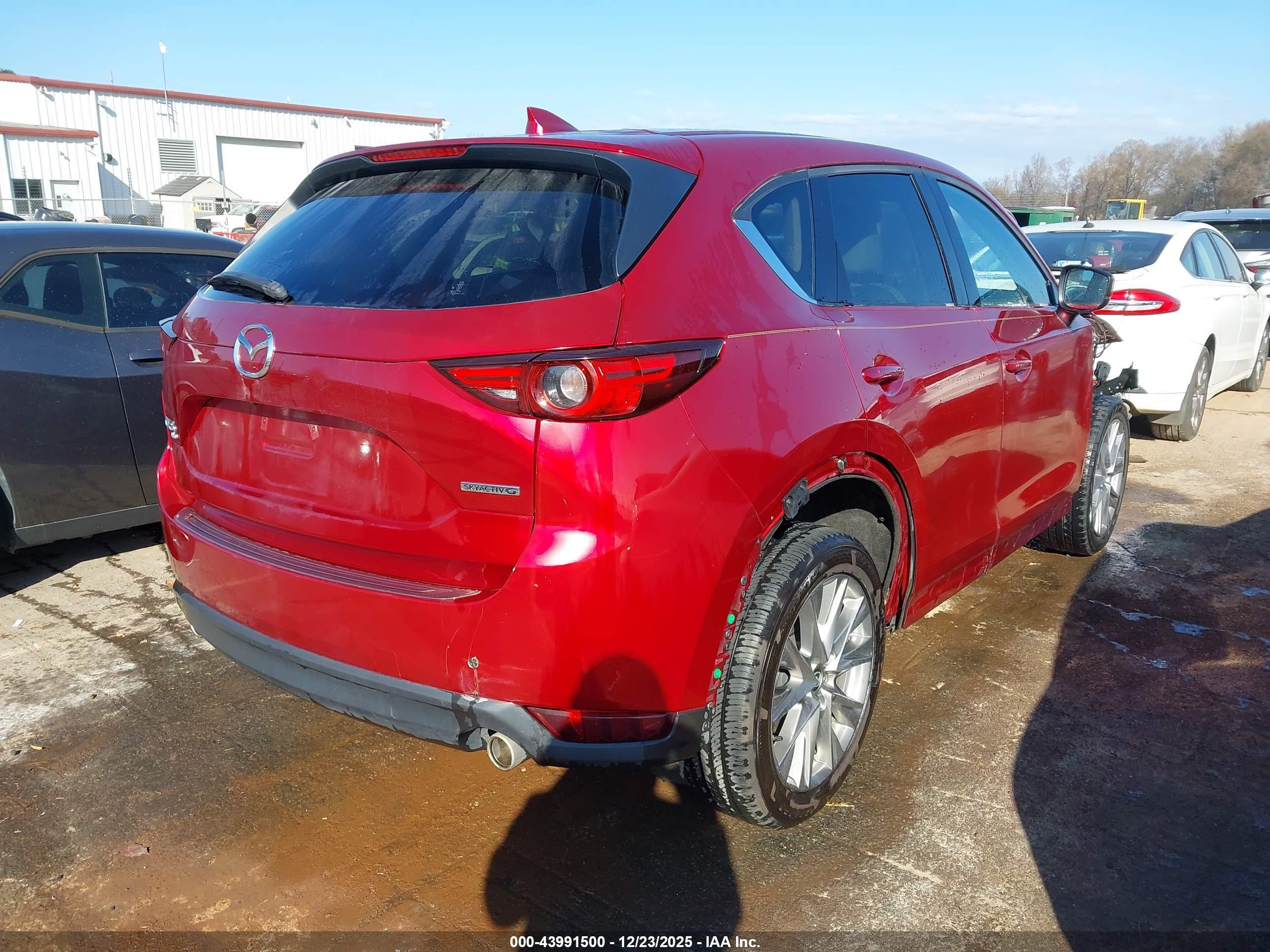 MAZDA CX-5 image 4