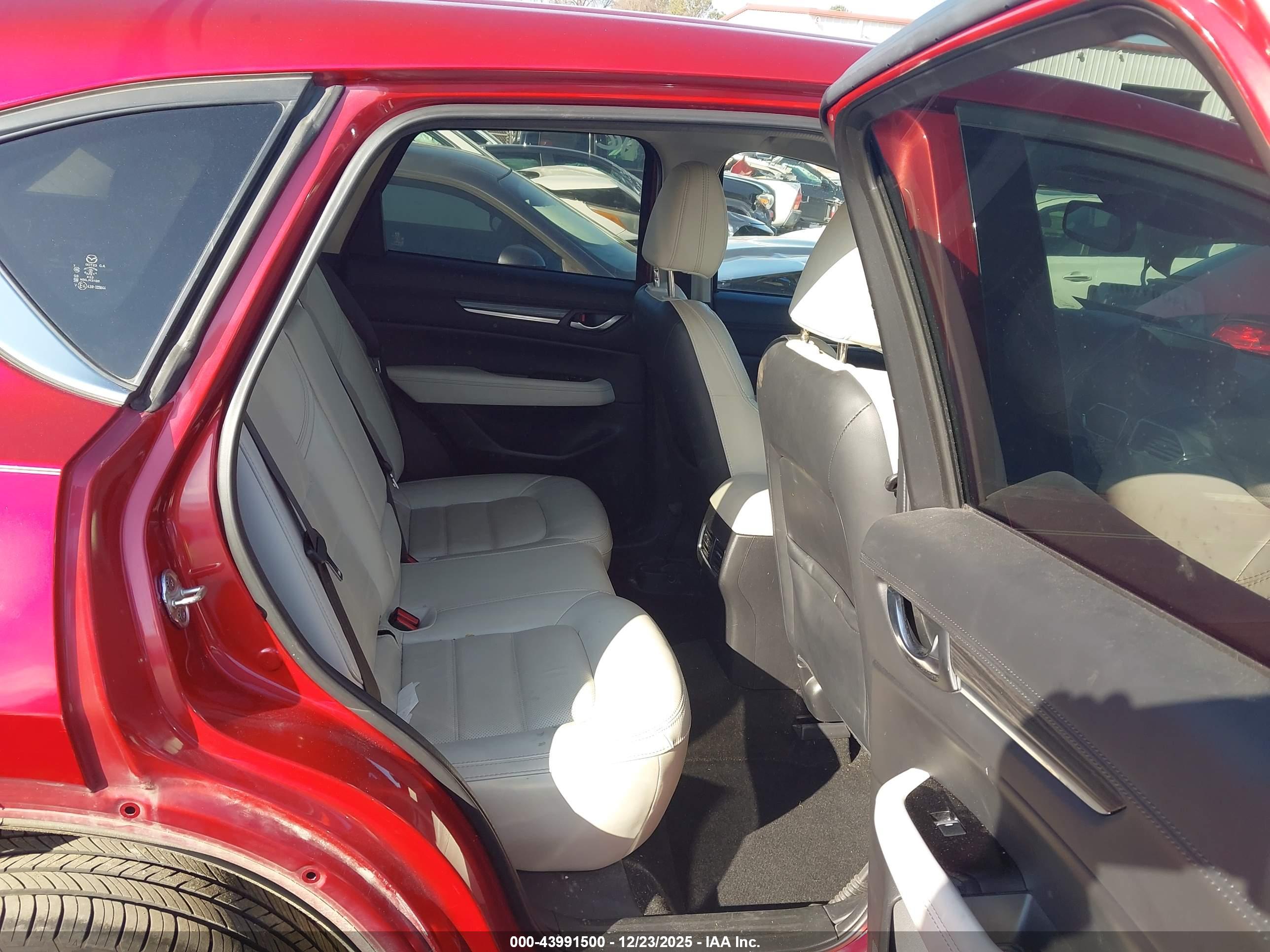 MAZDA CX-5 image 8