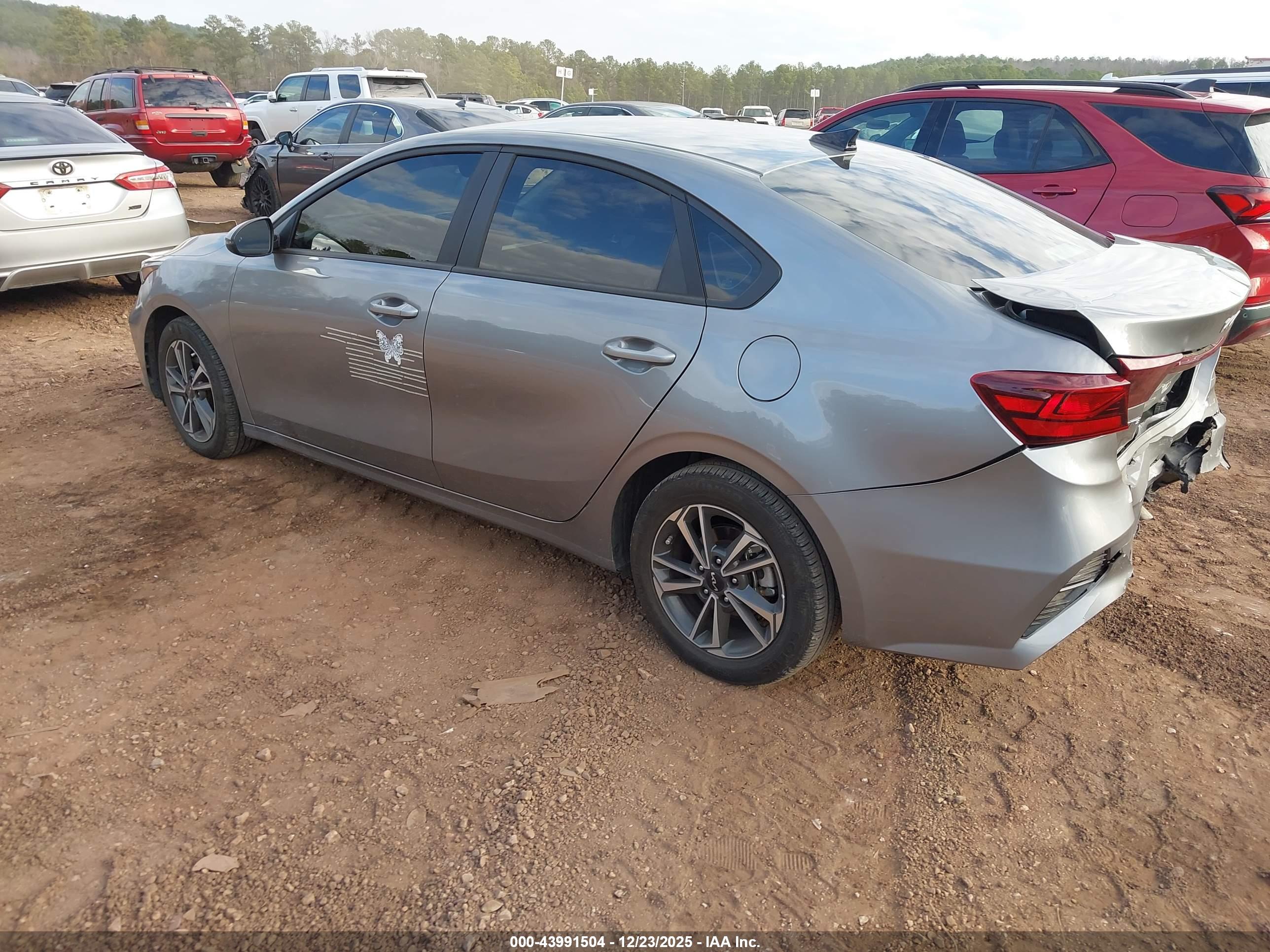 KIA FORTE image 3