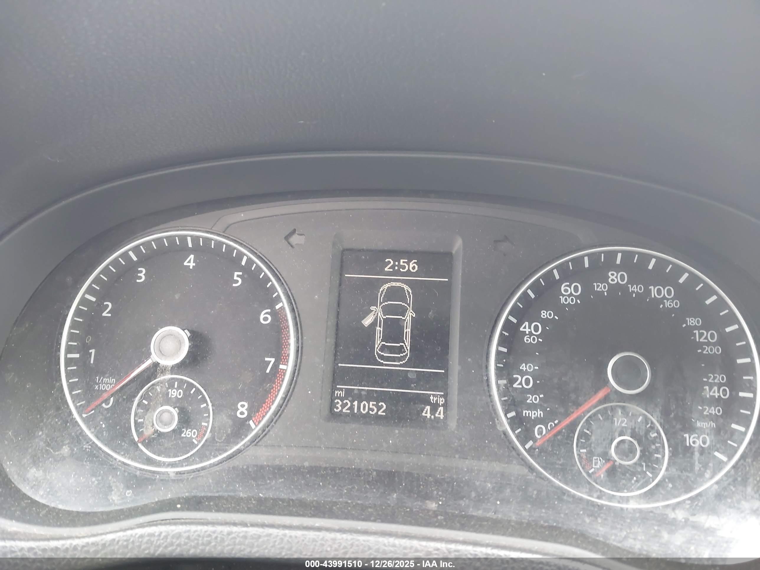 VOLKSWAGEN PASSAT image 7