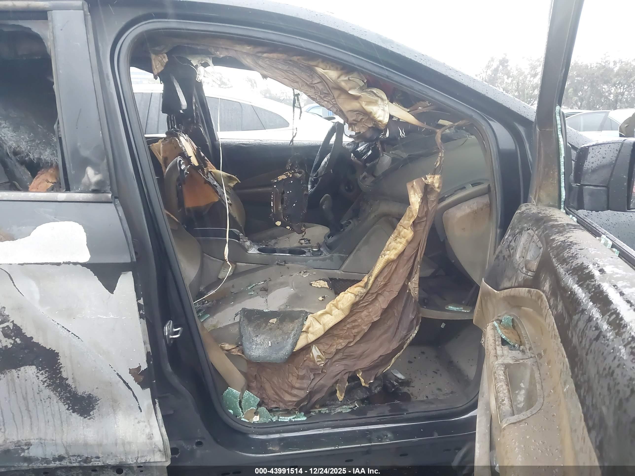 FORD ESCAPE image 5
