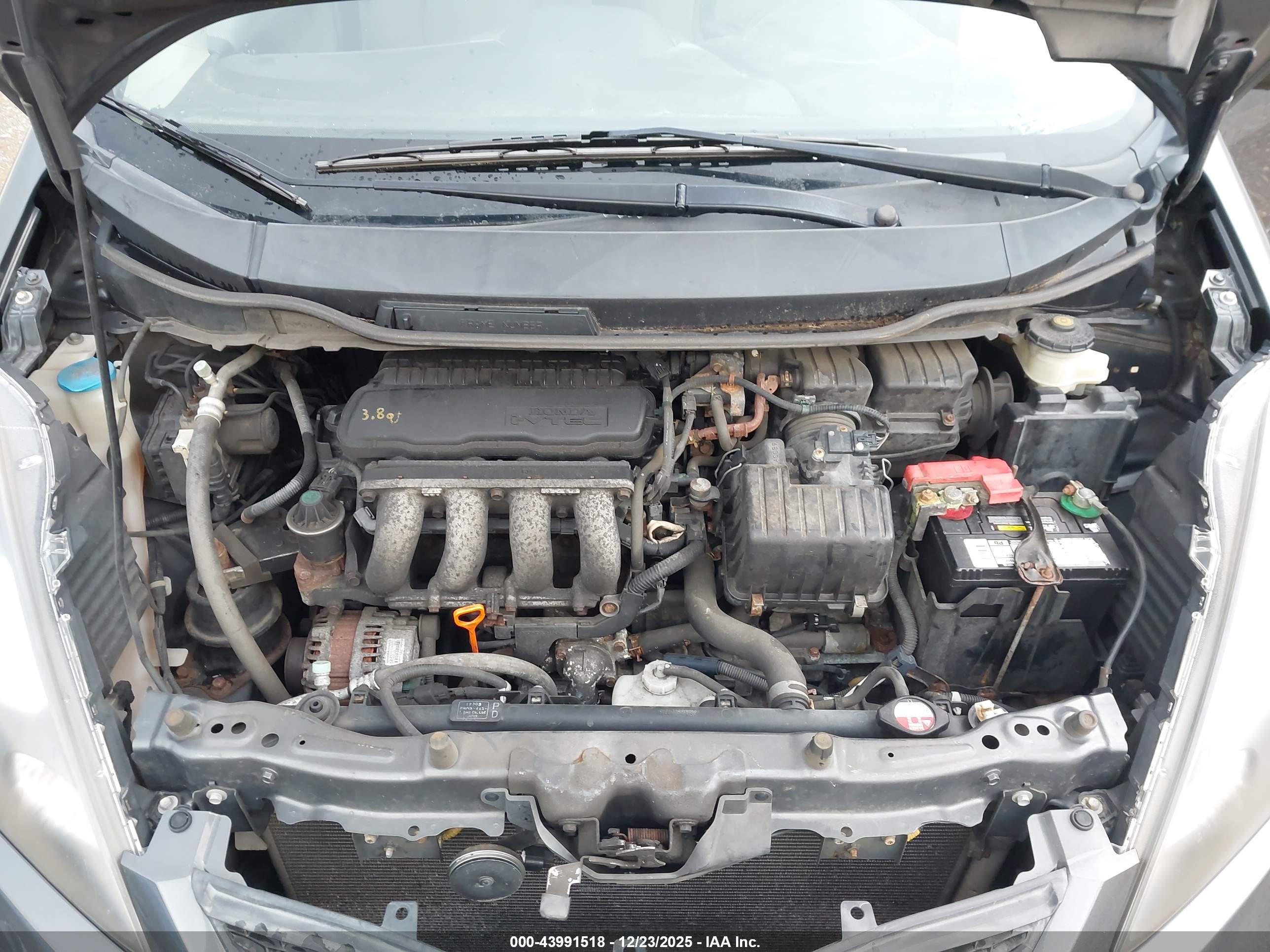 HONDA FIT image 10