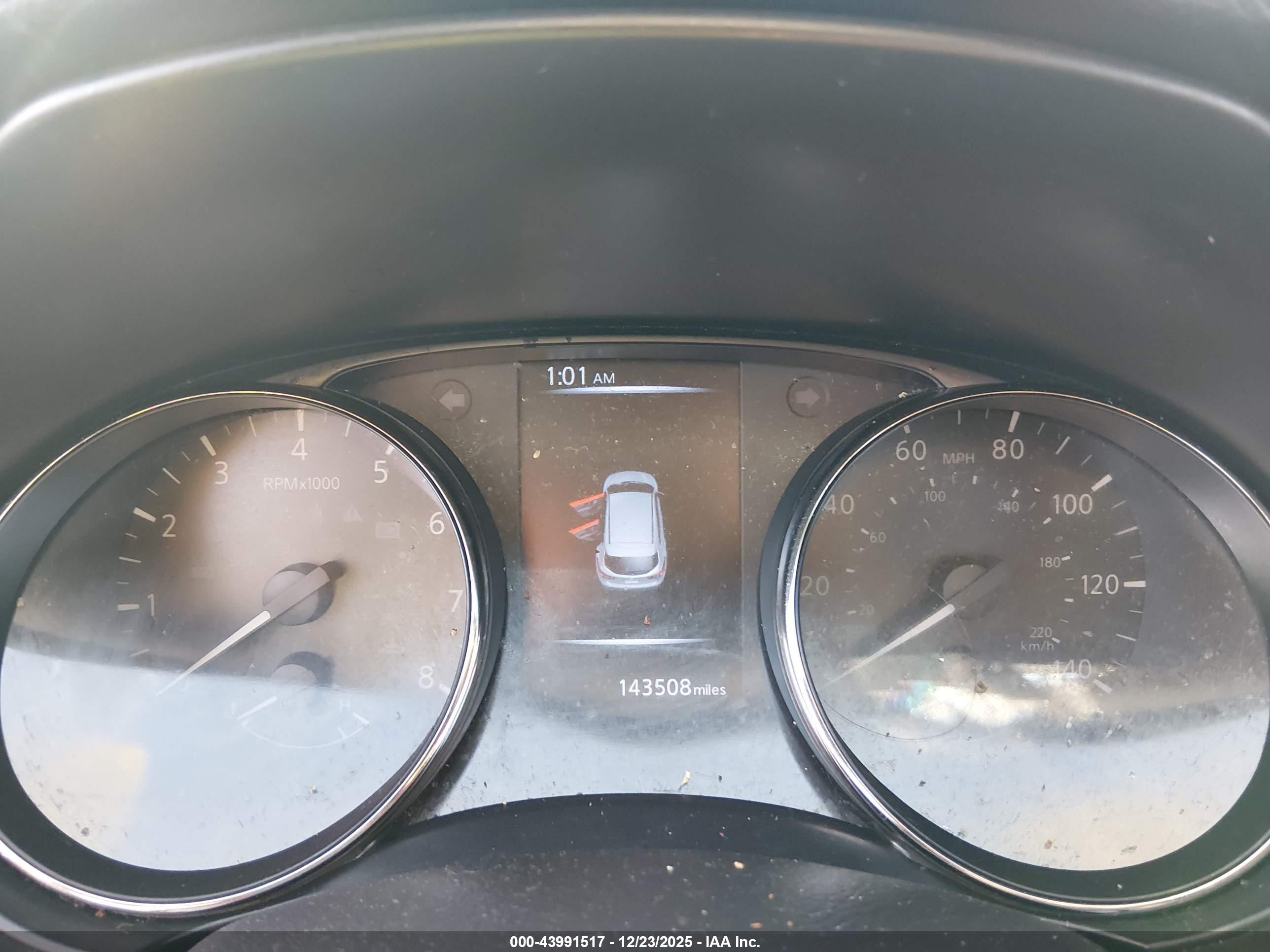 NISSAN ROGUE image 7