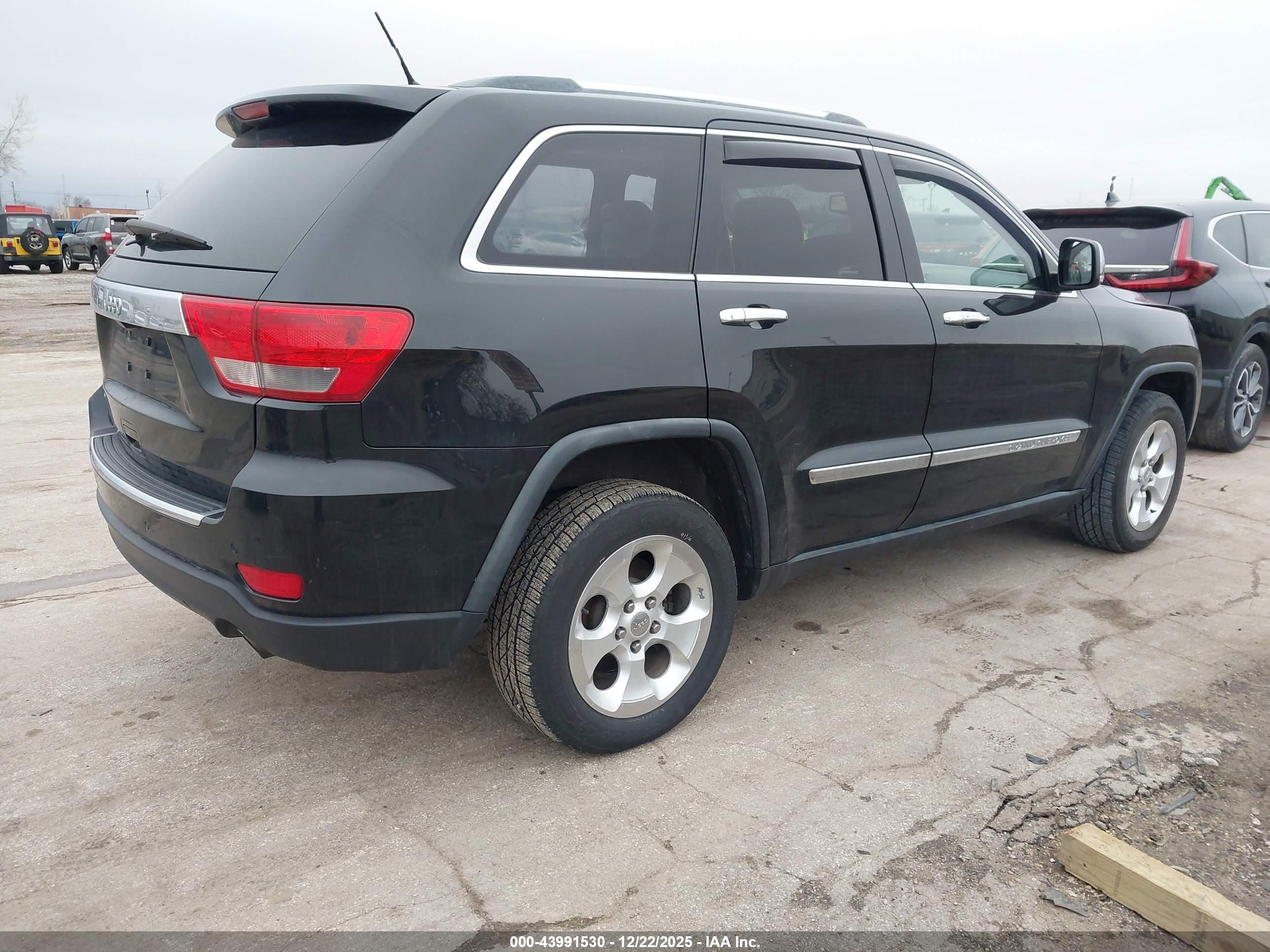 JEEP GRAND image 4