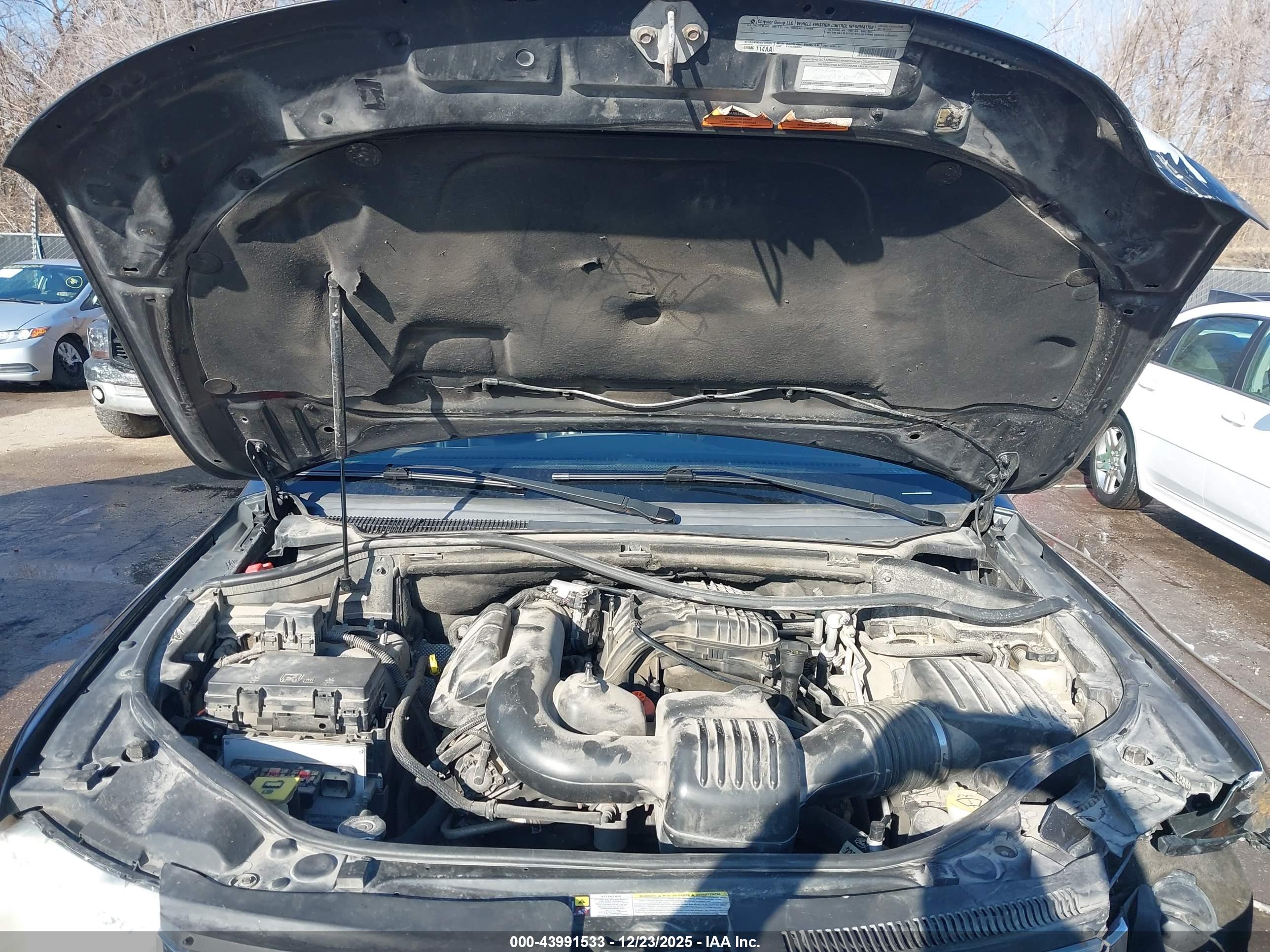 JEEP GRAND image 10