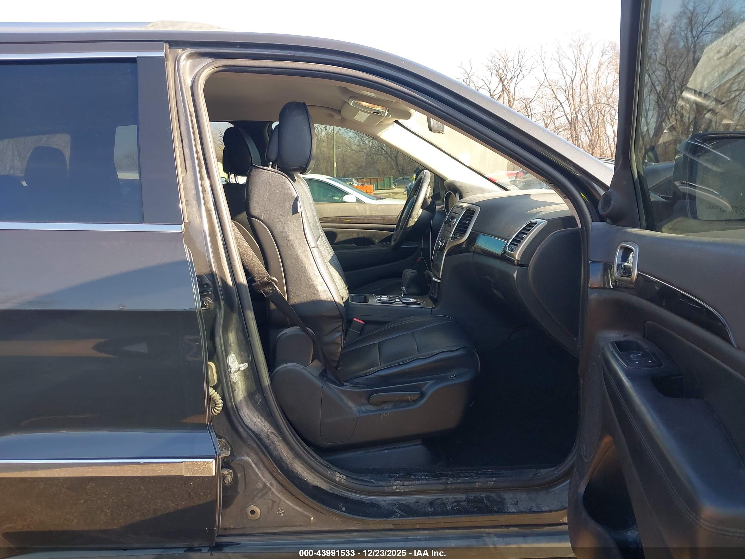 JEEP GRAND image 5