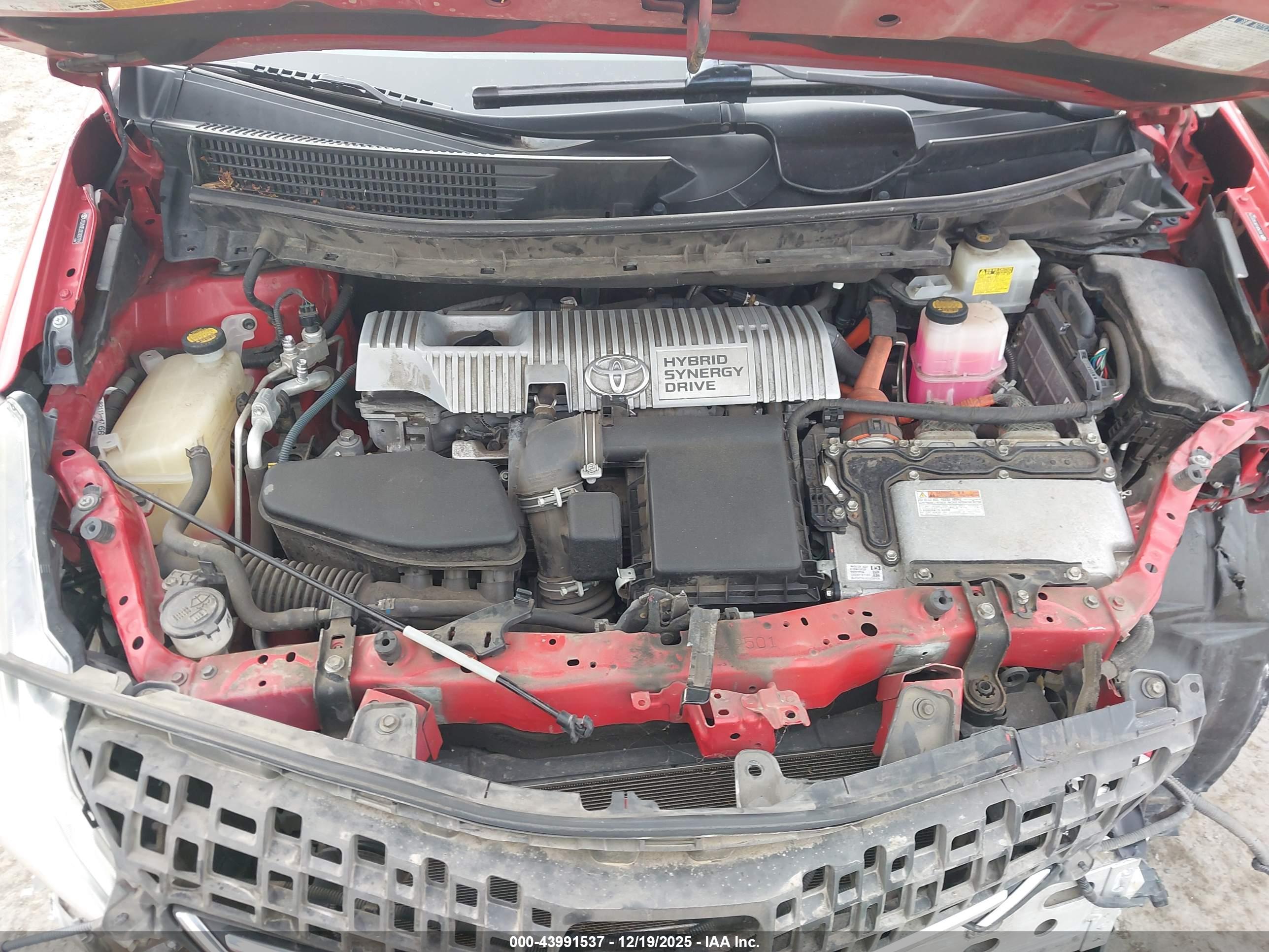 TOYOTA PRIUS image 10
