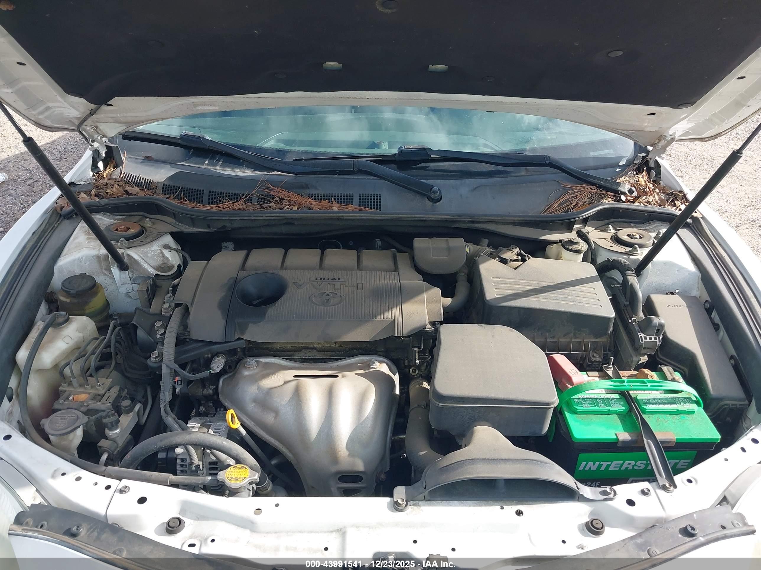 TOYOTA CAMRY image 10