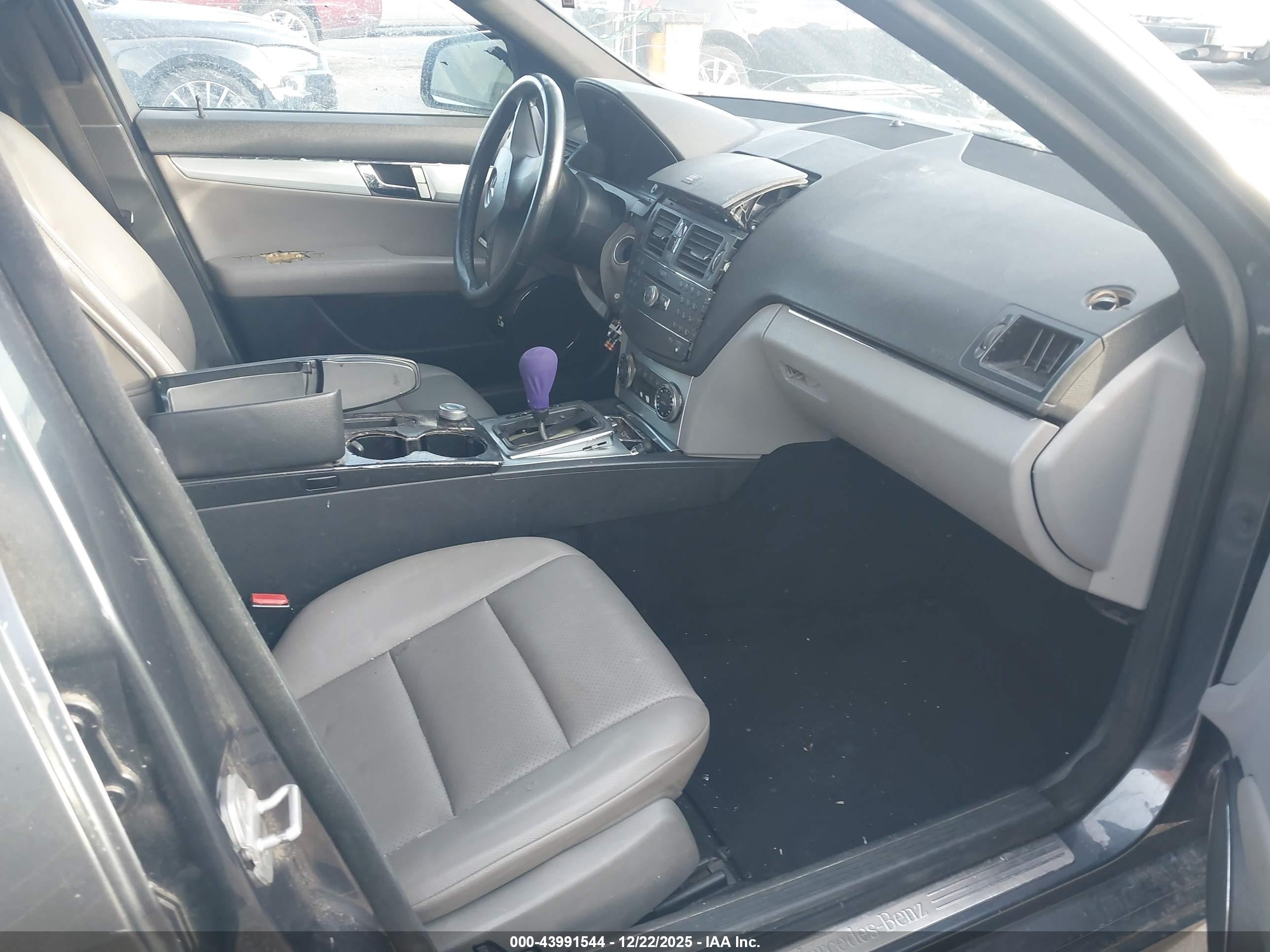 MERCEDES-BENZ C image 5