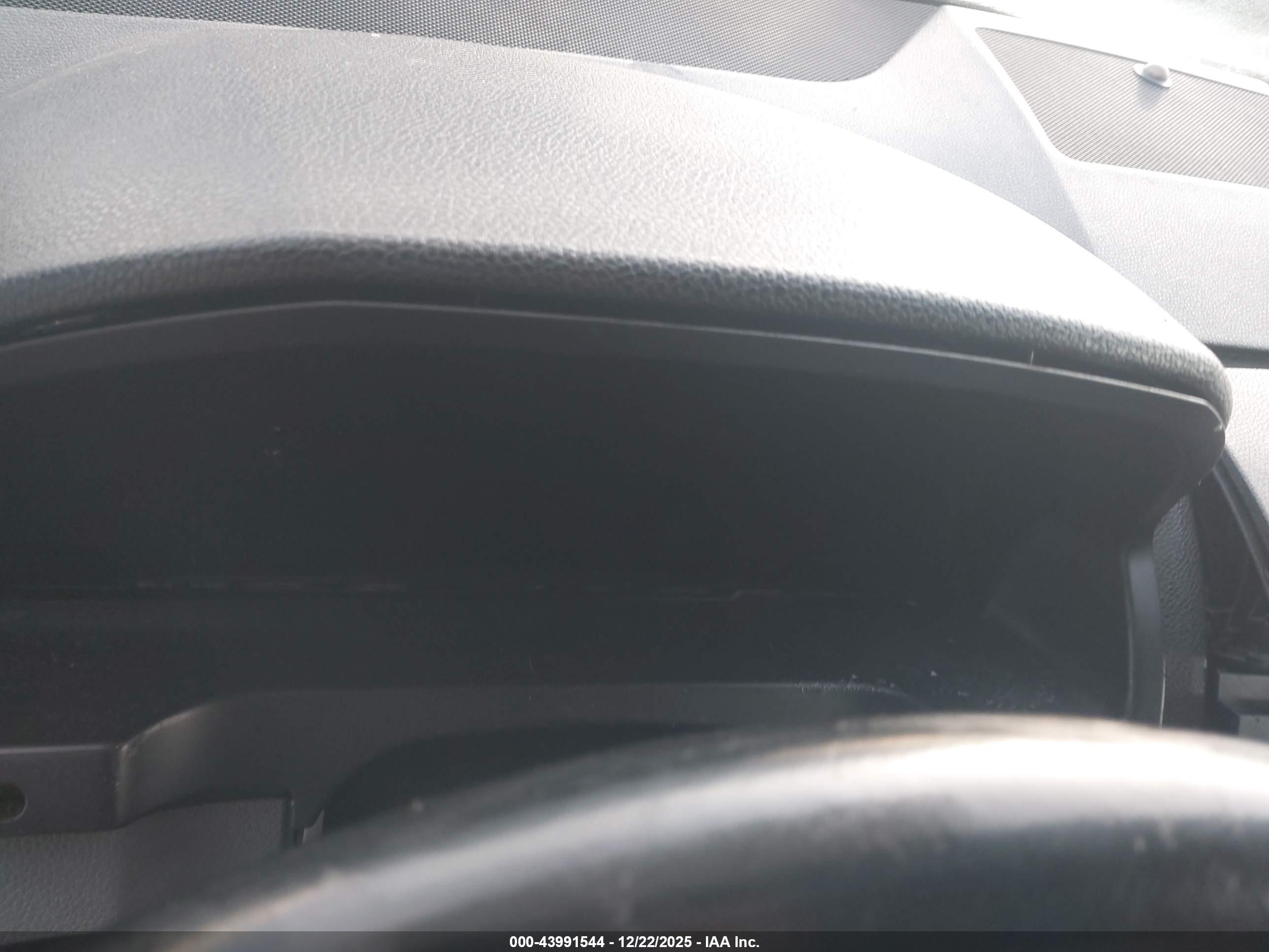 MERCEDES-BENZ C image 7