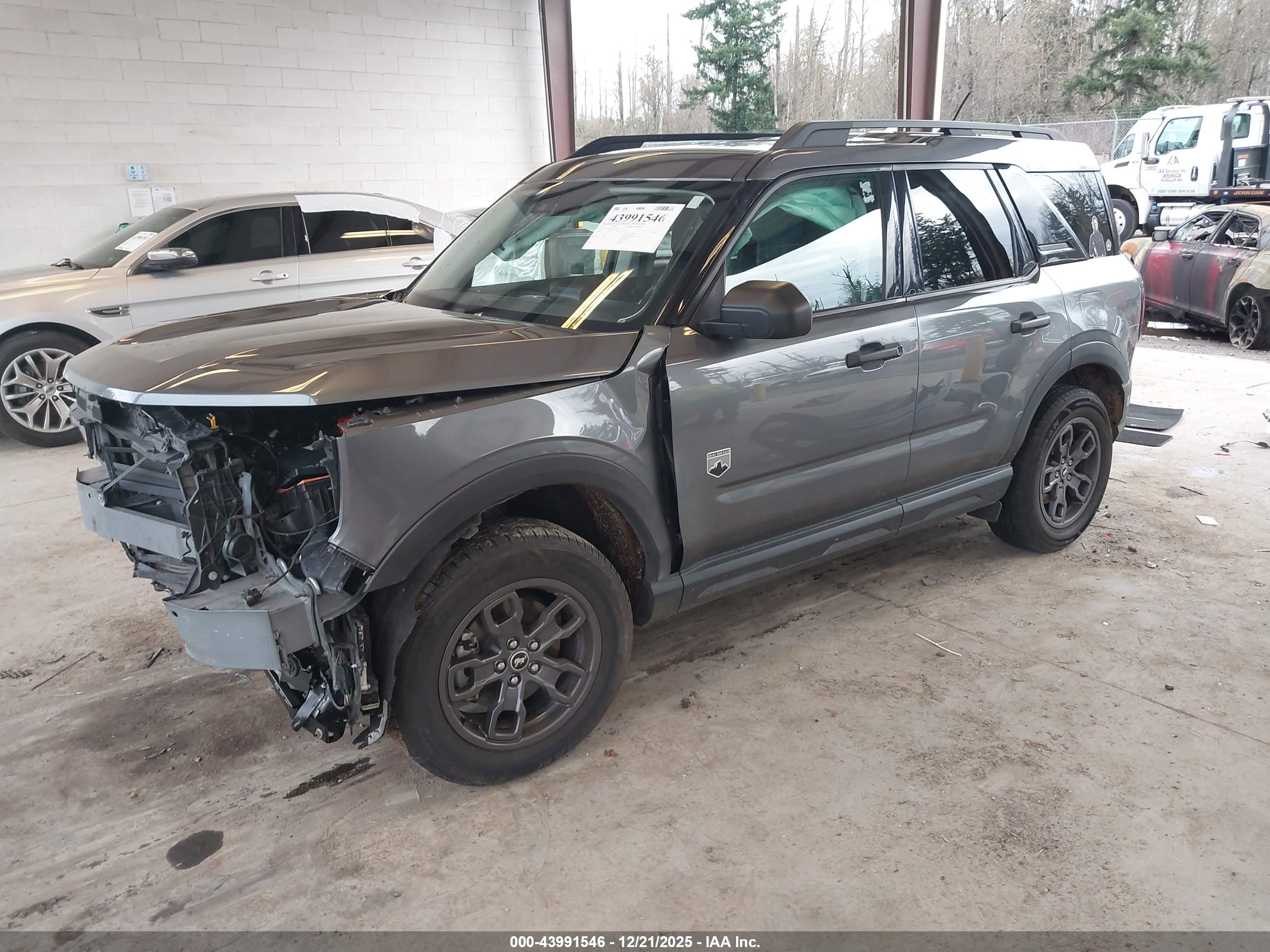 FORD BRONCO image 2