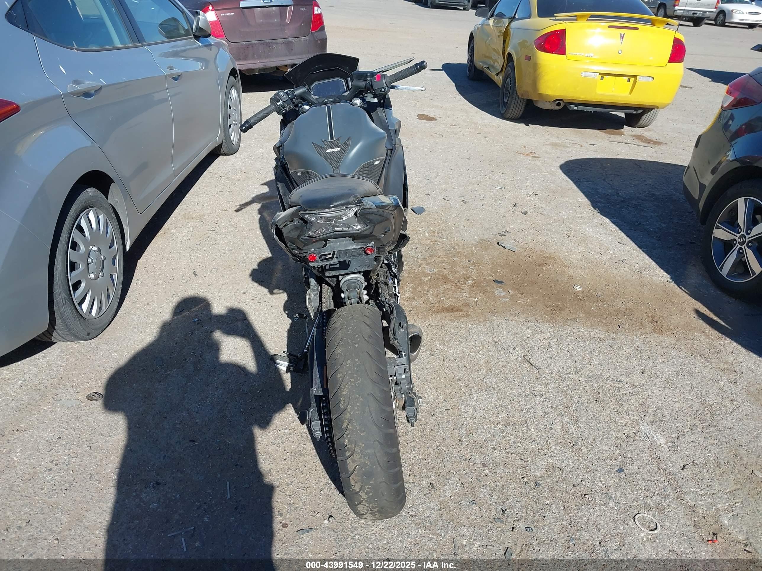 KAWASAKI EX650 image 6