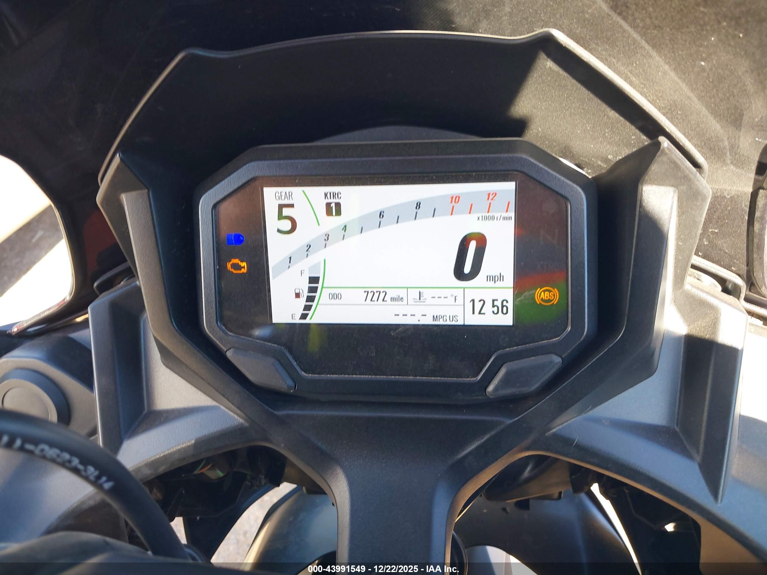 KAWASAKI EX650 image 7