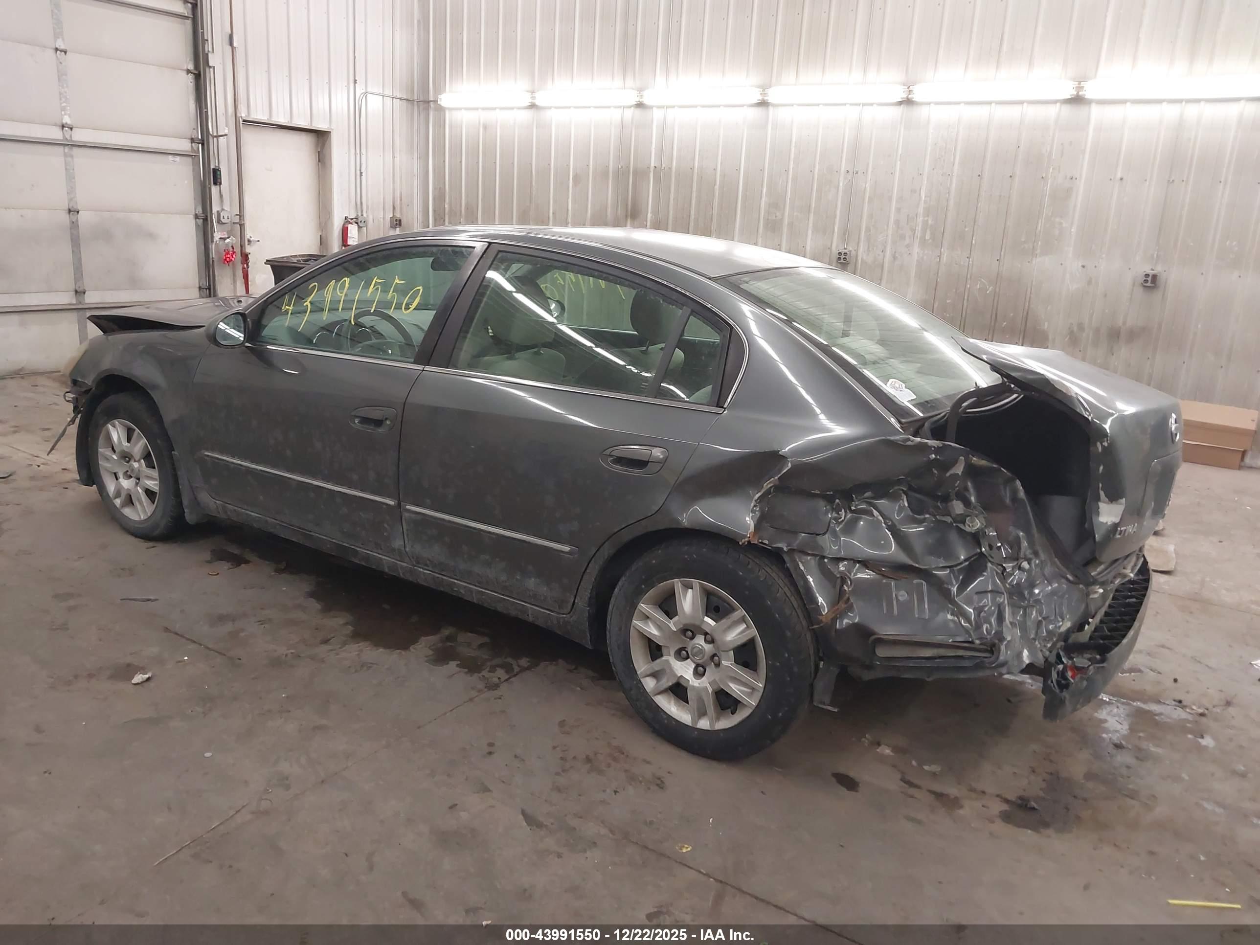NISSAN ALTIMA image 3