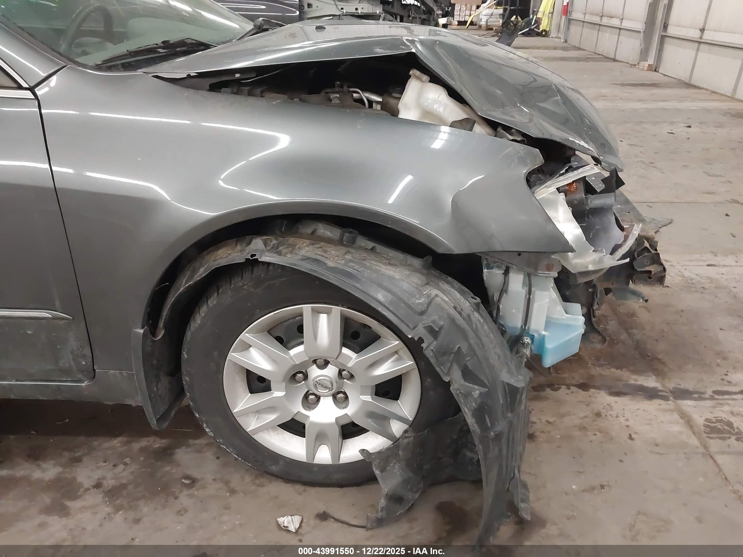 NISSAN ALTIMA image 6