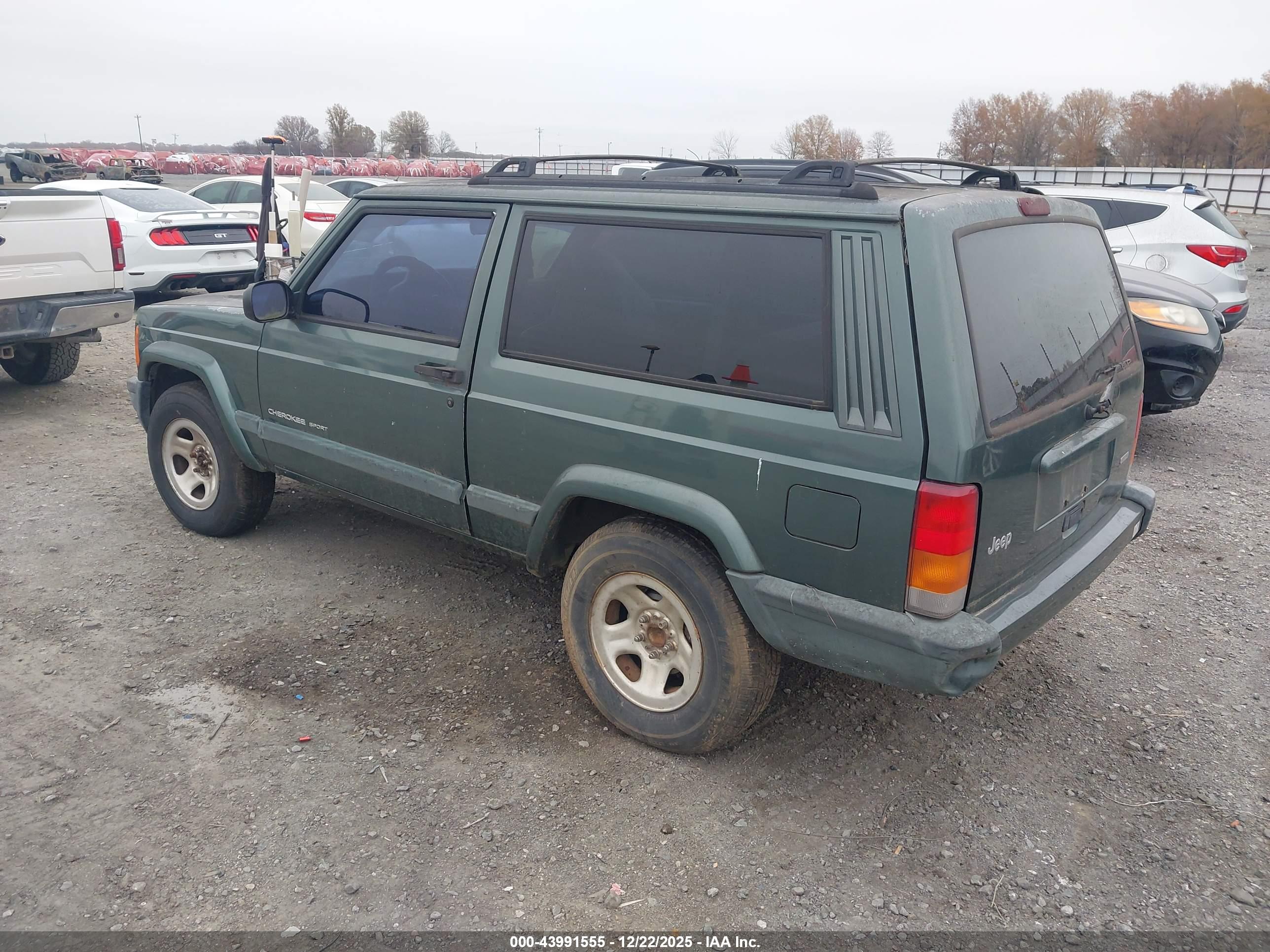 JEEP CHEROKEE image 3