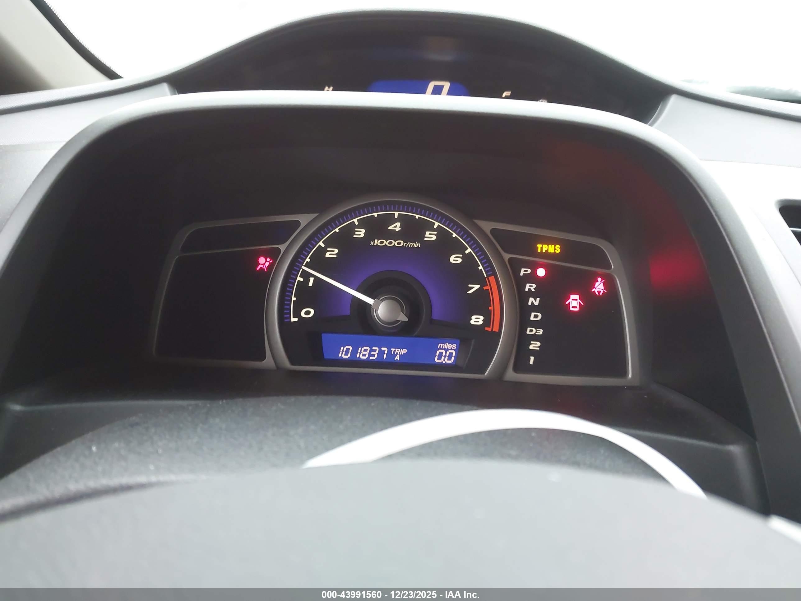 HONDA CIVIC image 7