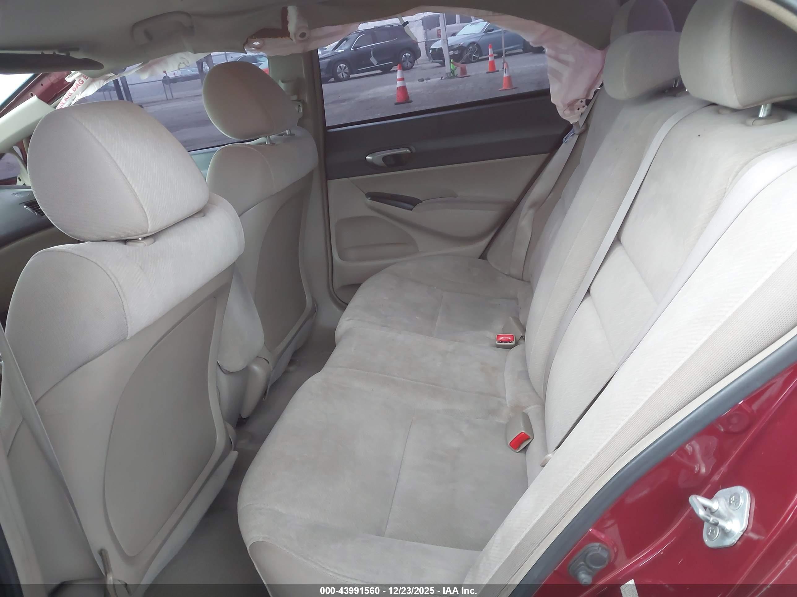 HONDA CIVIC image 8