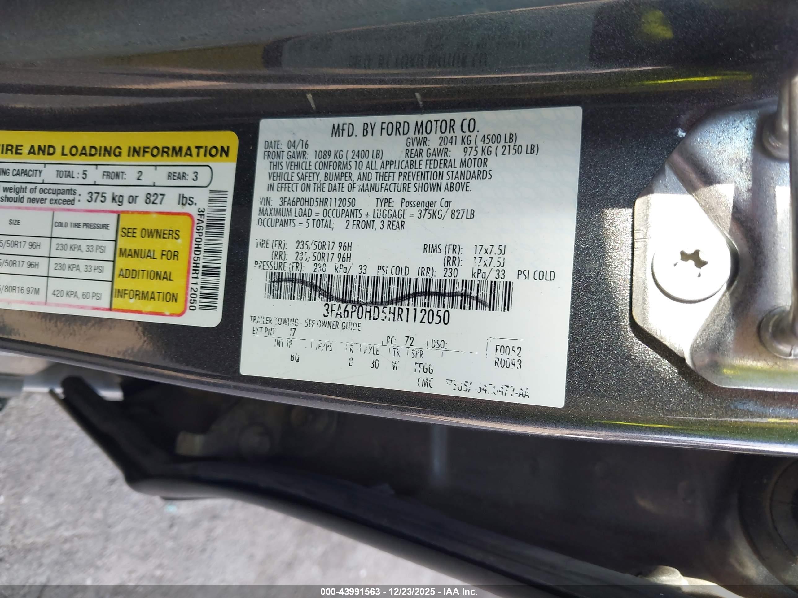 FORD FUSION image 9