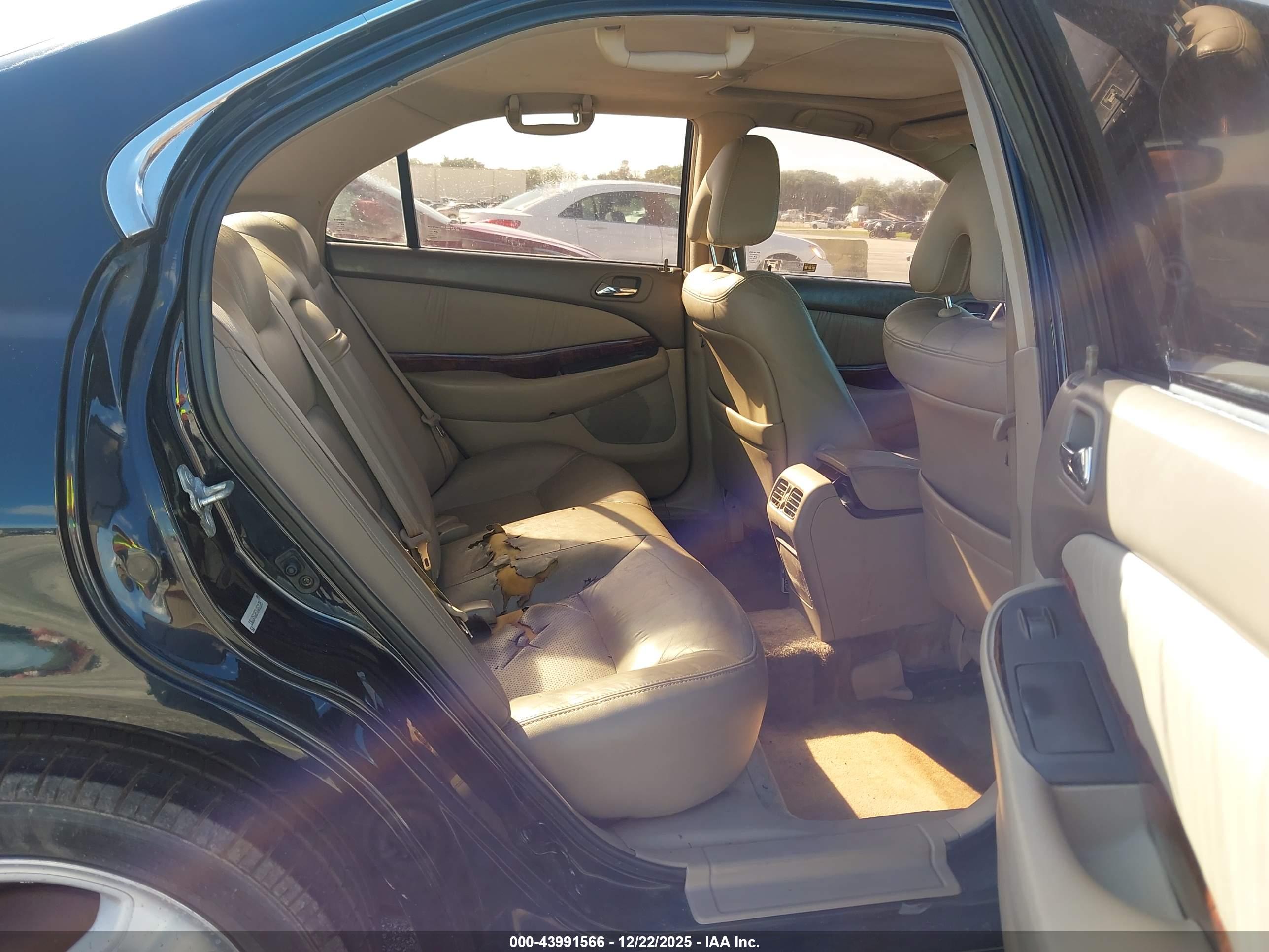 ACURA TL image 8