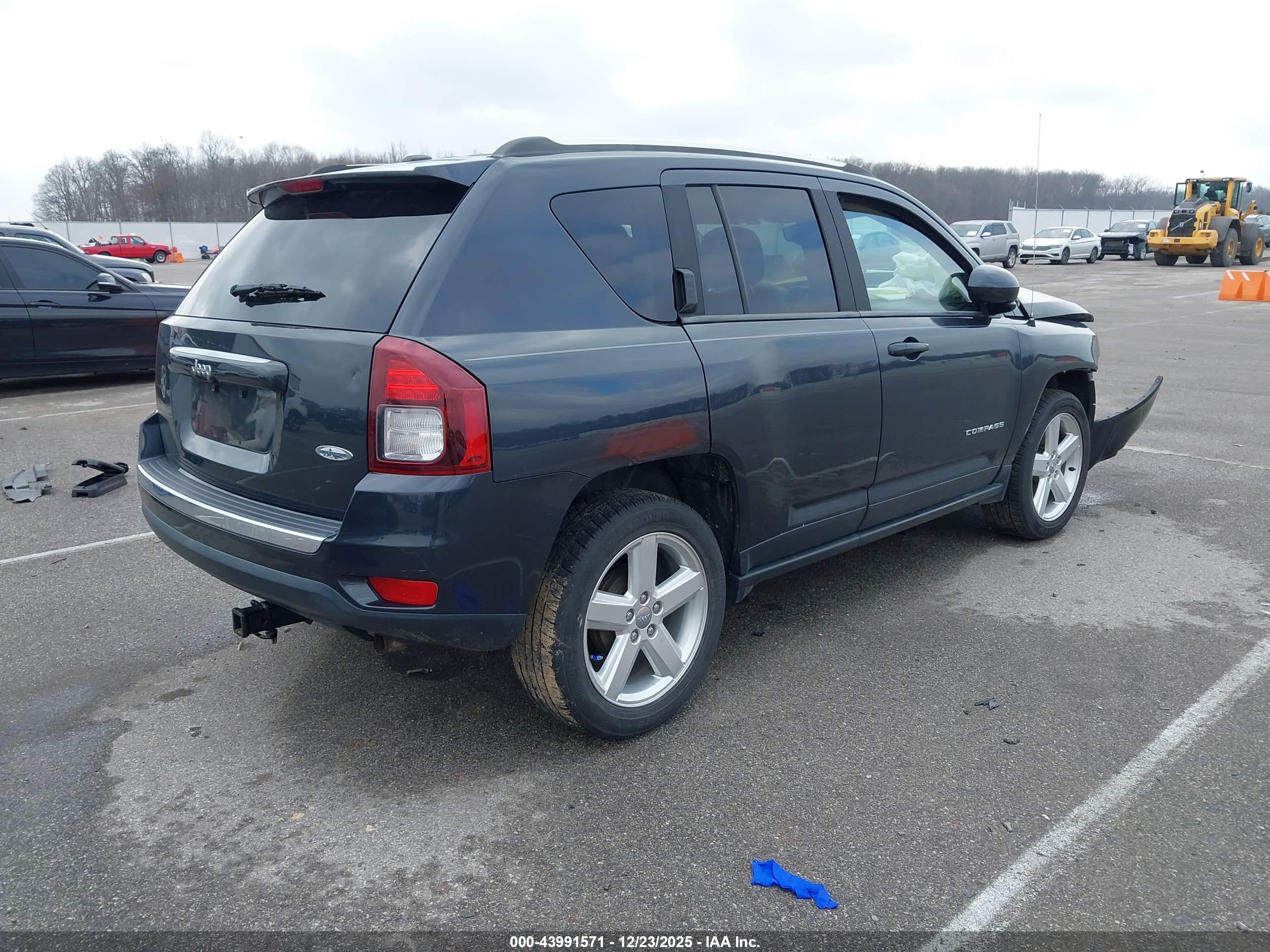 JEEP COMPASS image 4