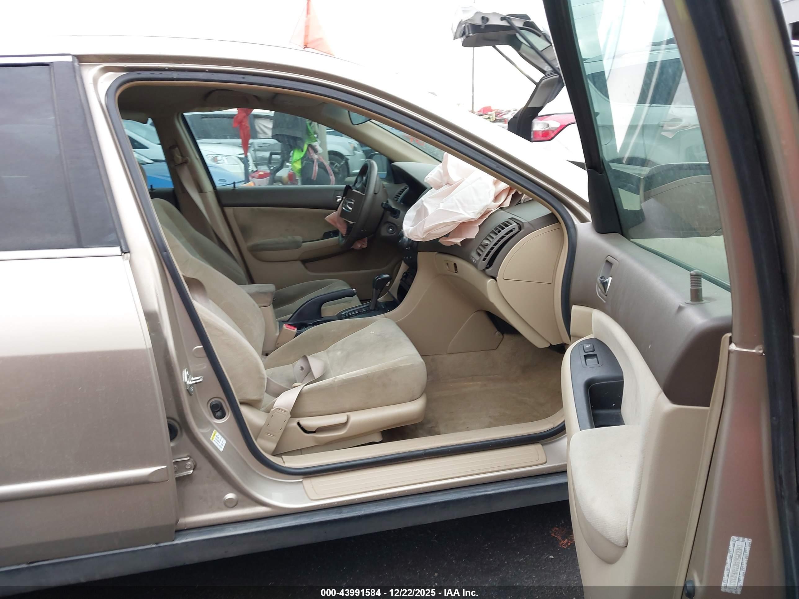 HONDA ACCORD image 5