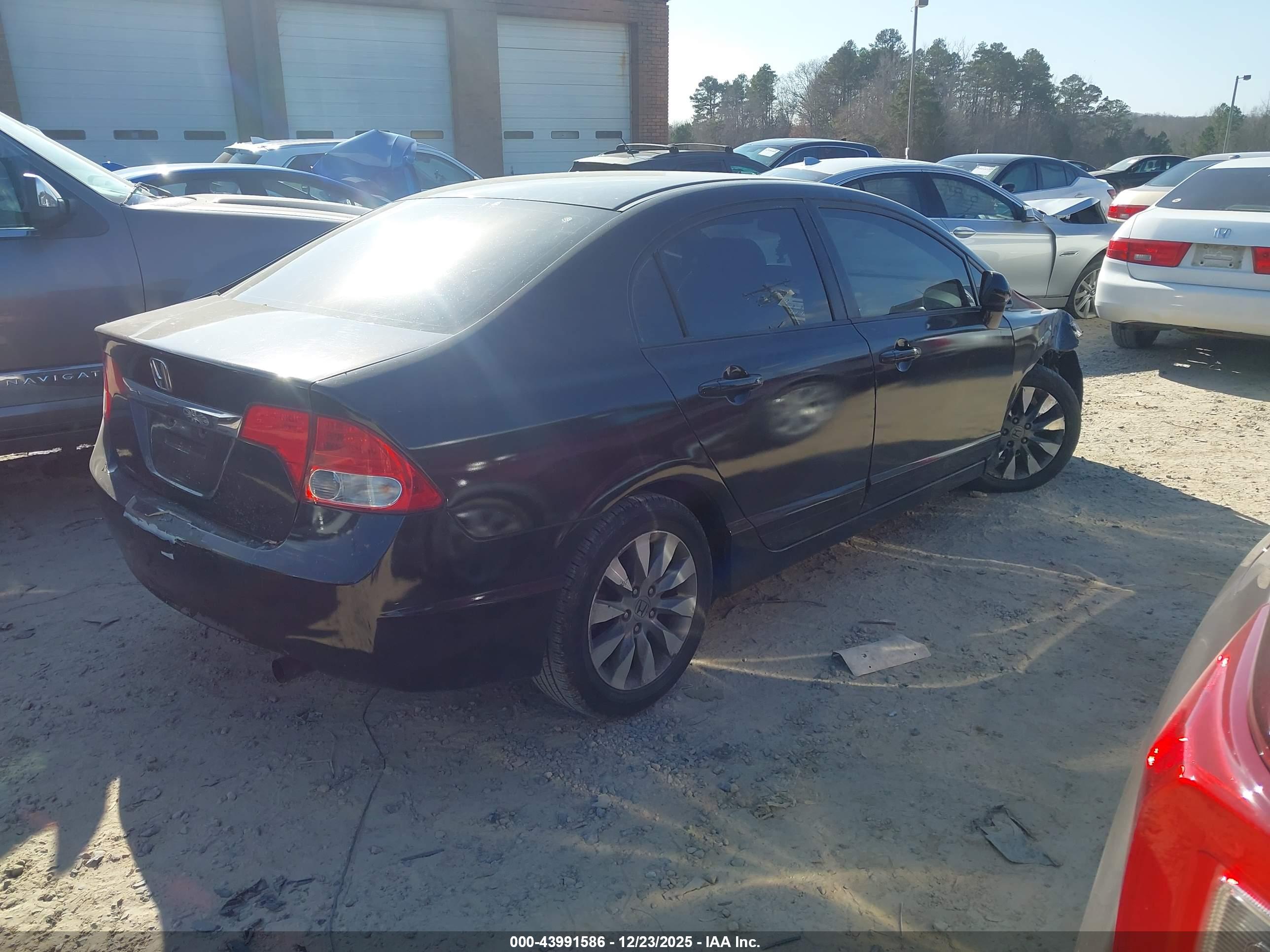 HONDA CIVIC image 4