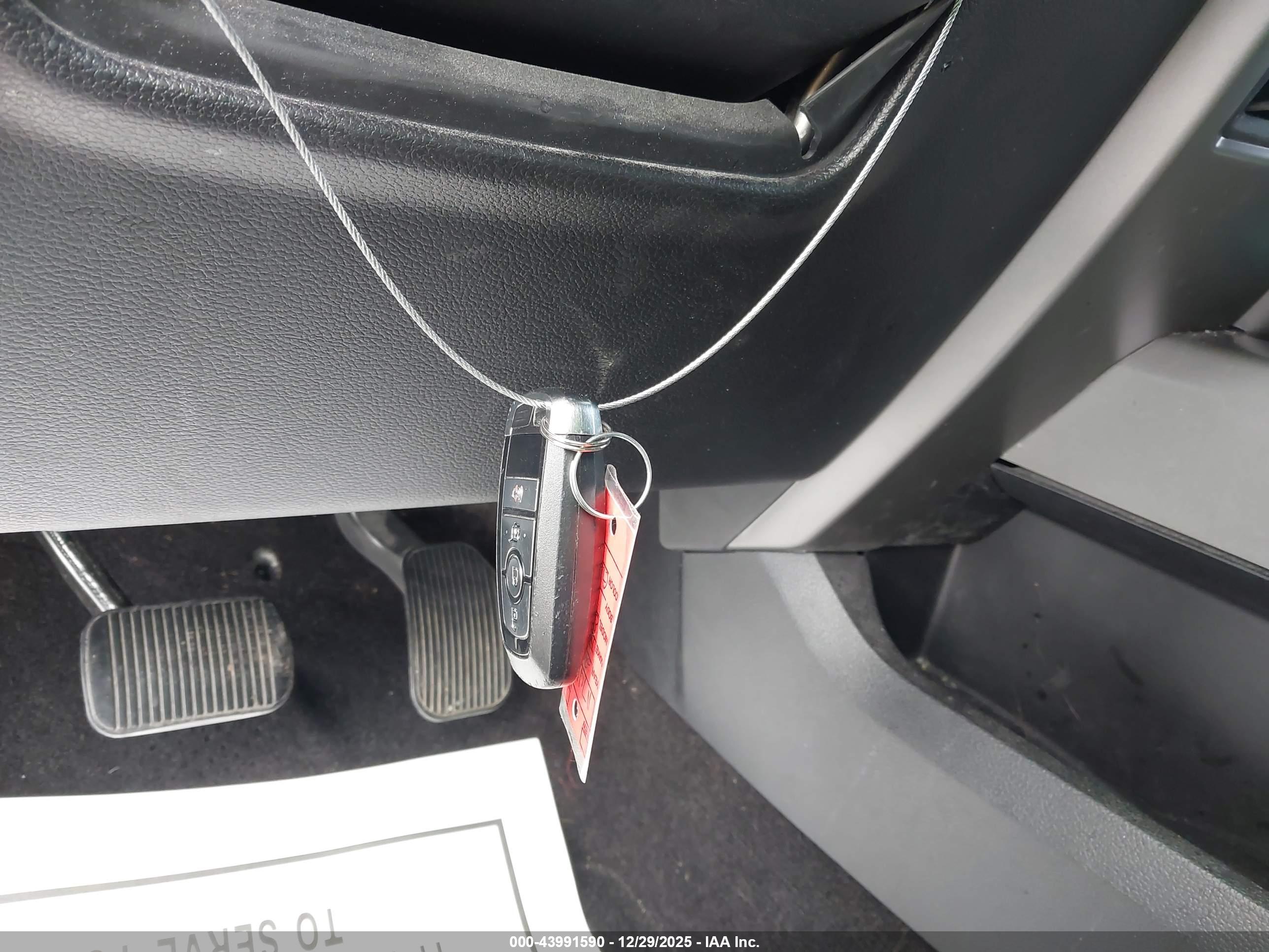FORD EXPEDITION image 11