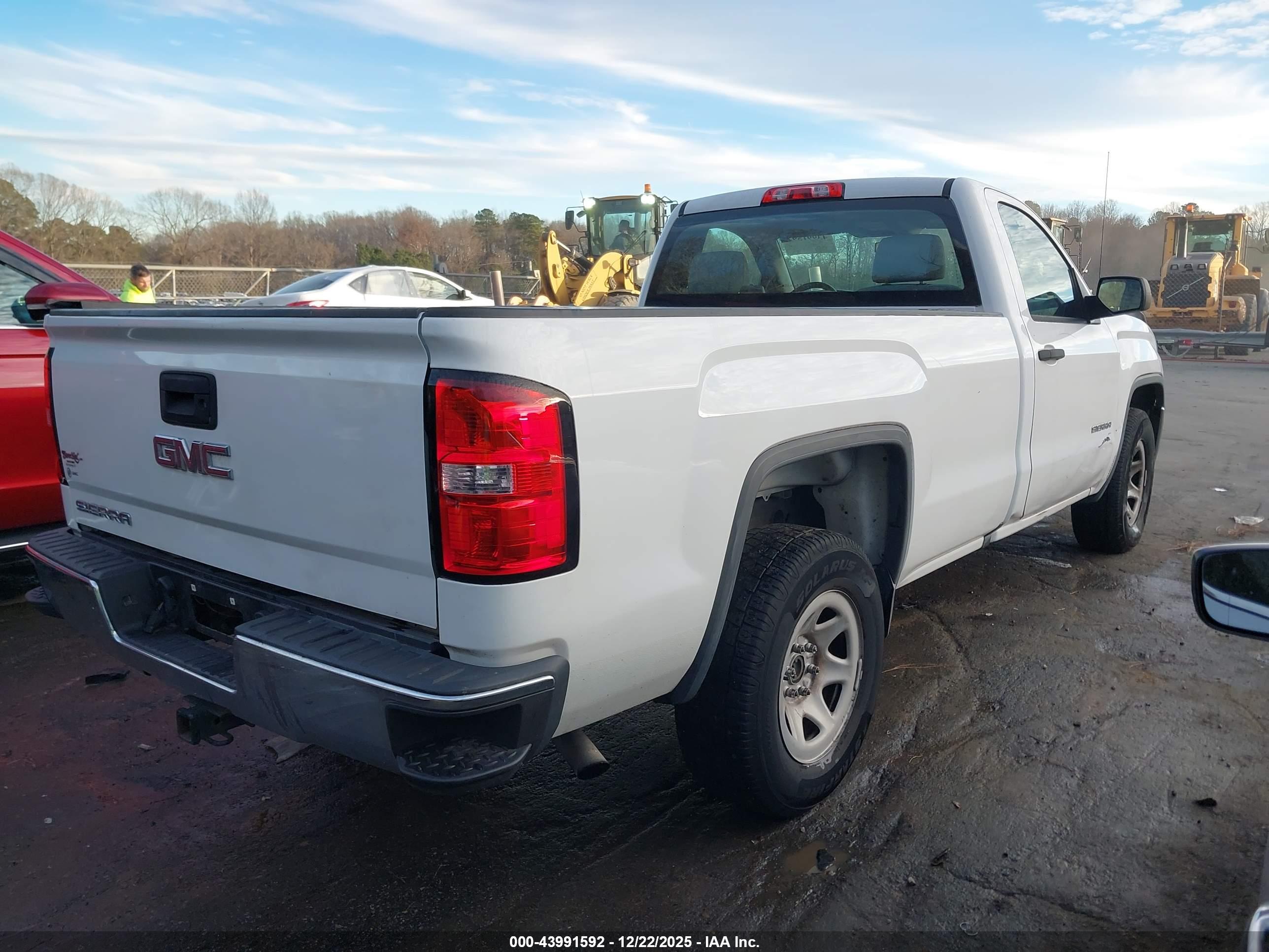 GMC SIERRA image 4