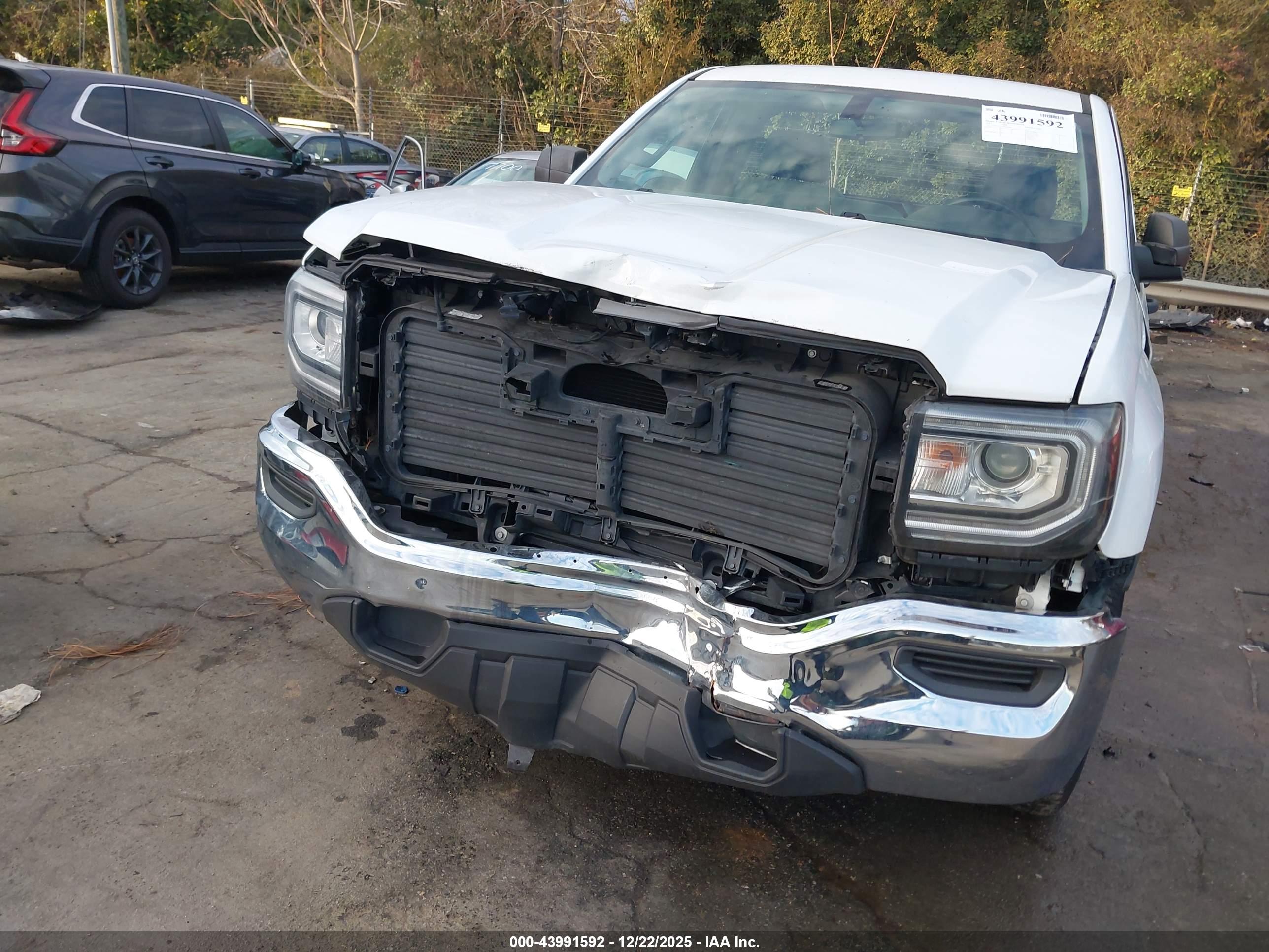 GMC SIERRA image 6