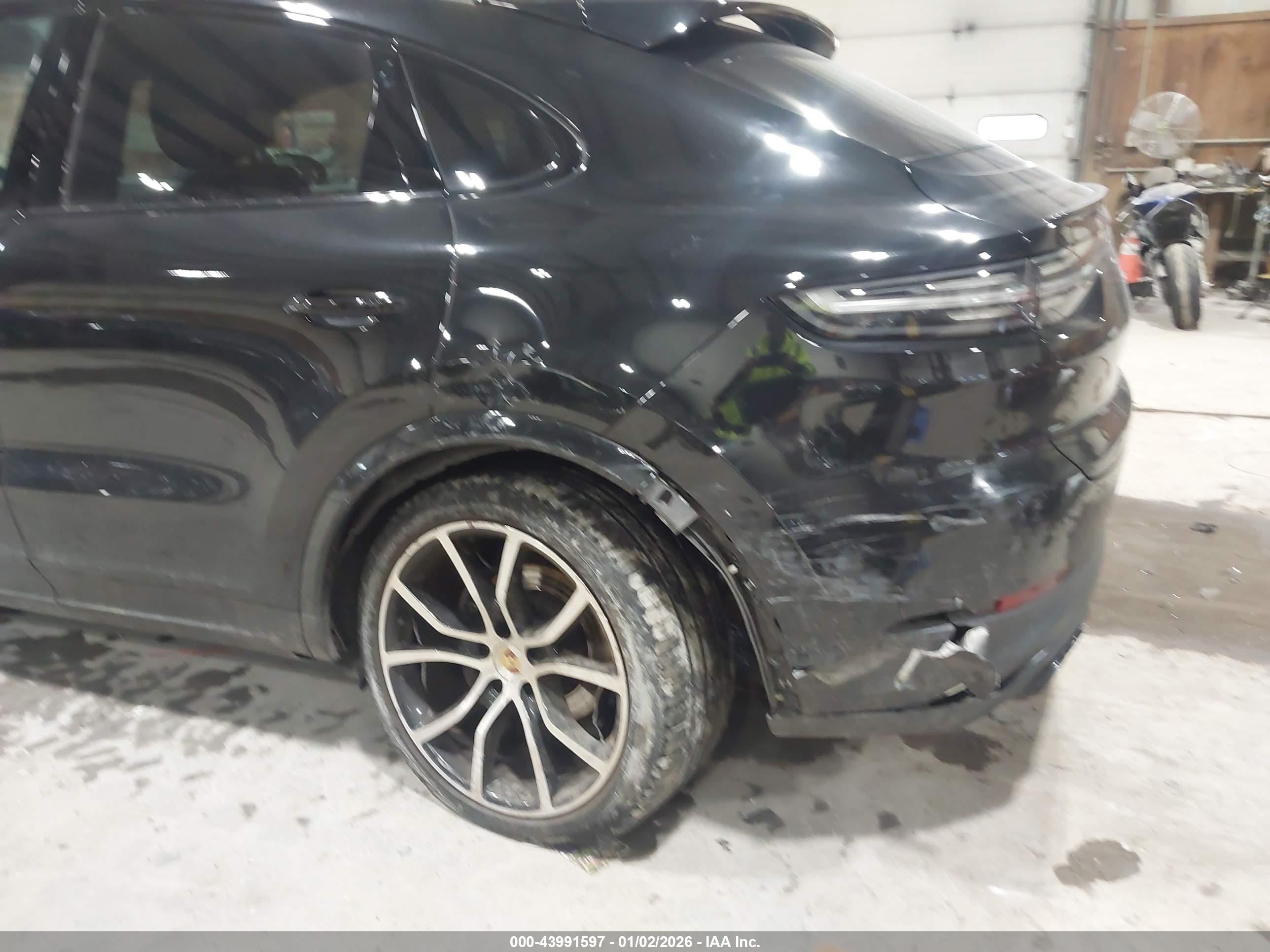 PORSCHE CAYENNE image 6