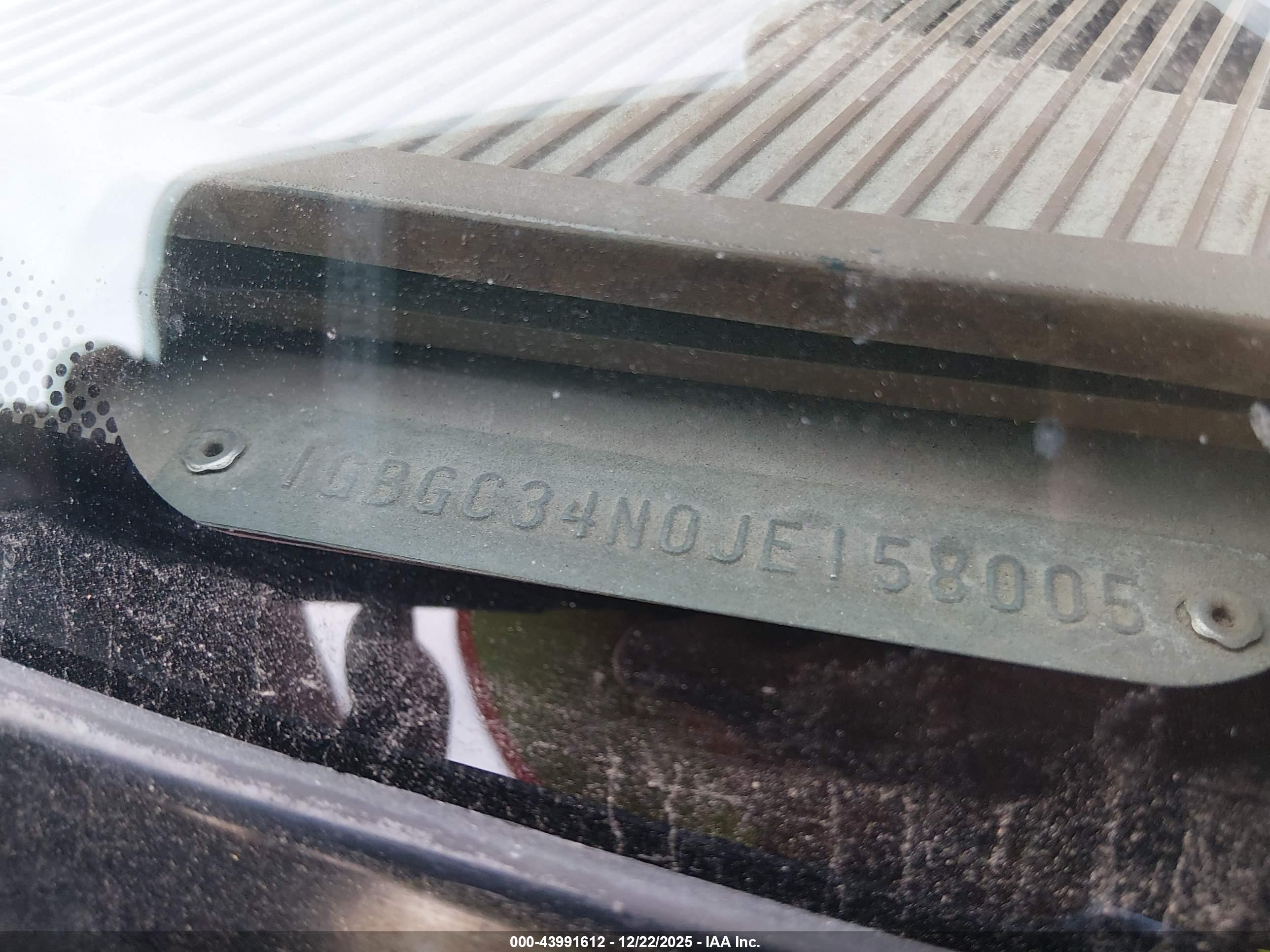 CHEVROLET GMT-400 image 9