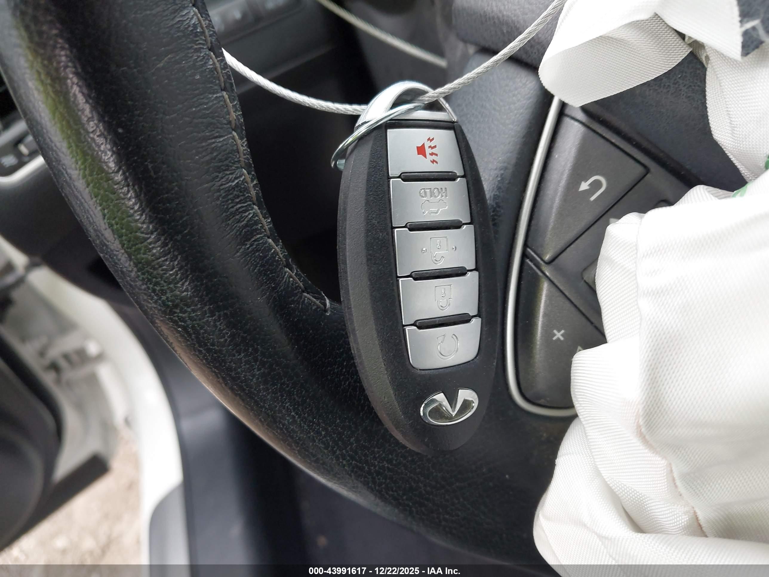 INFINITI Q50 image 11