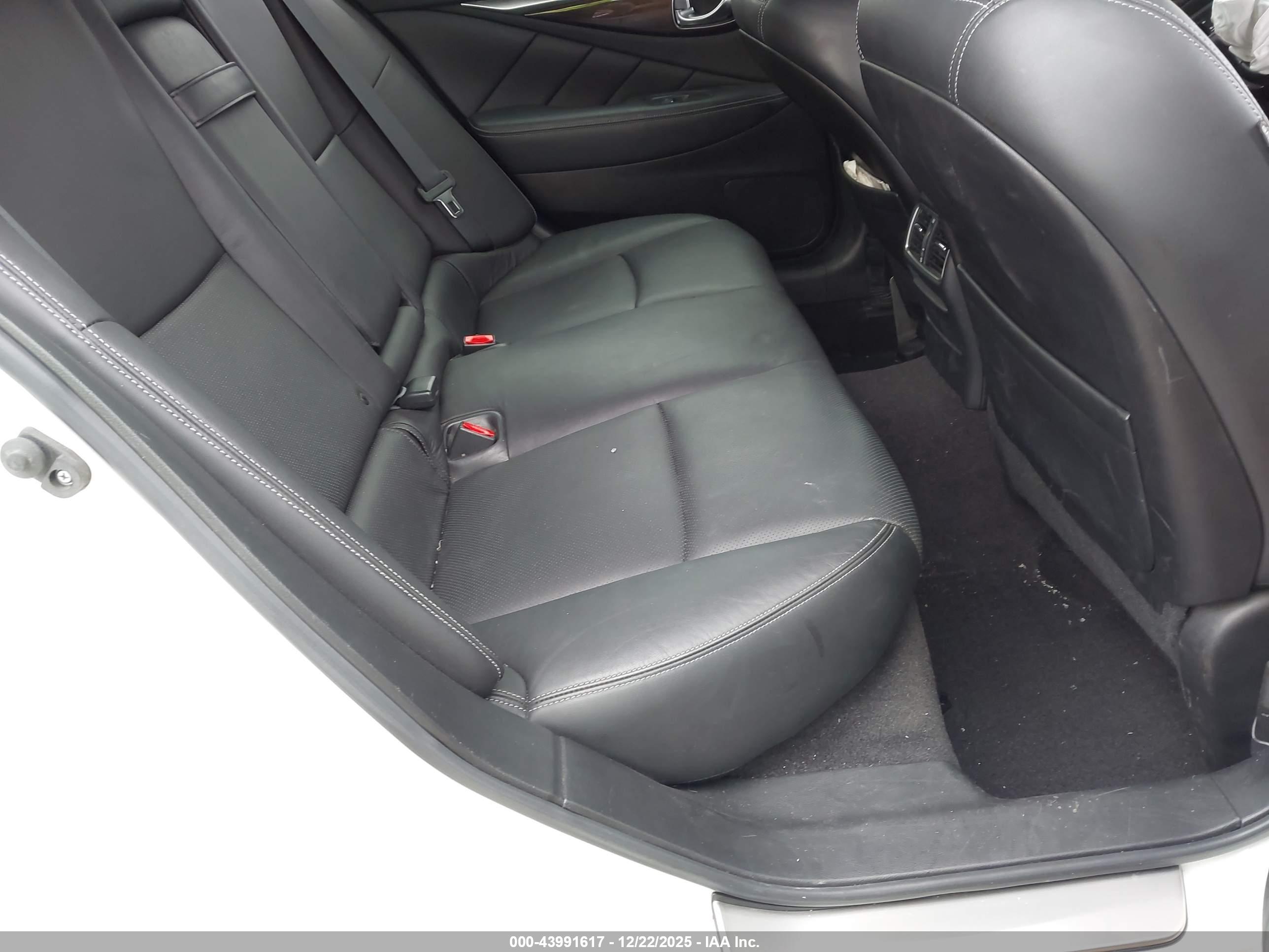 INFINITI Q50 image 8