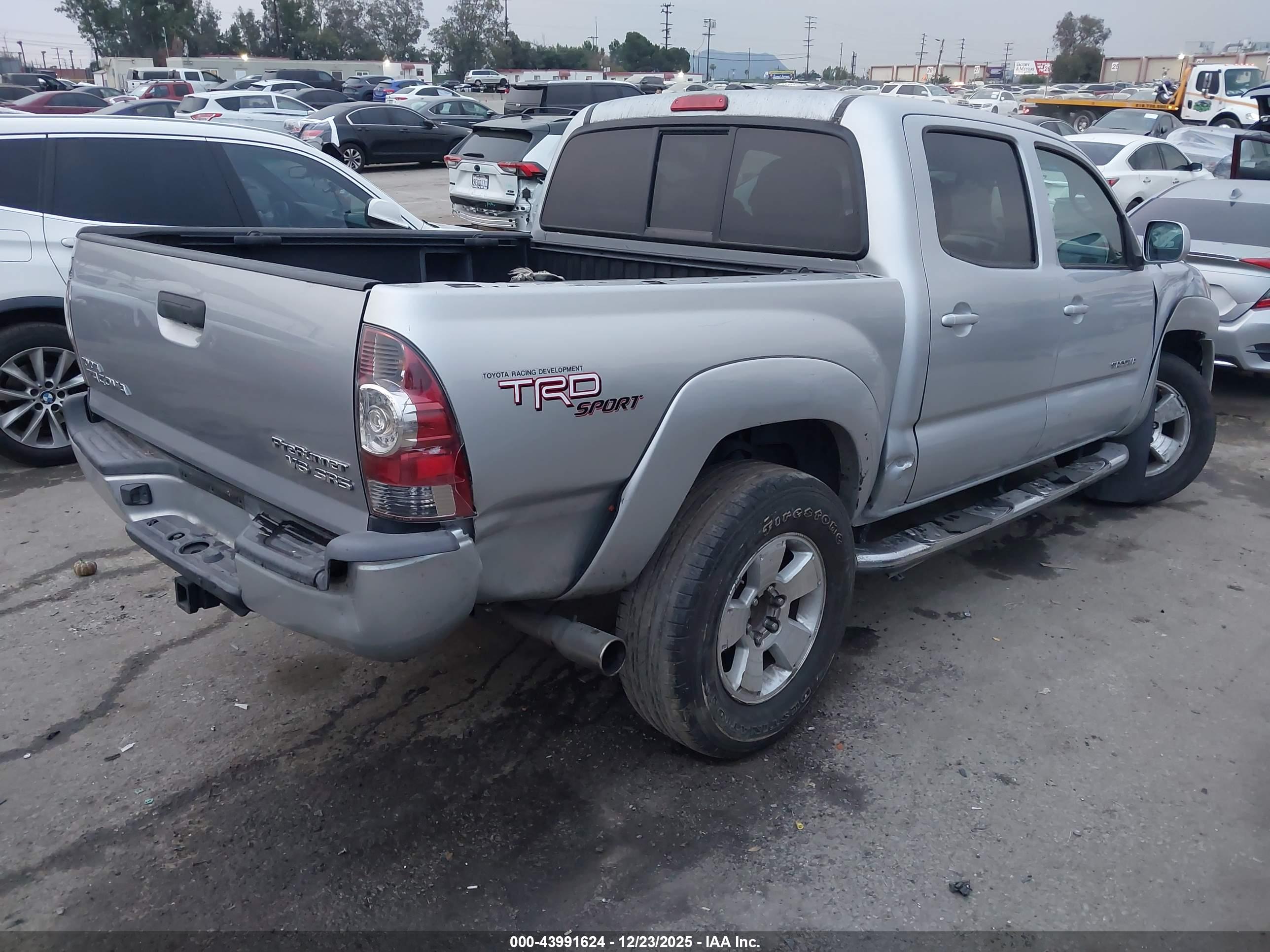 TOYOTA TACOMA image 4