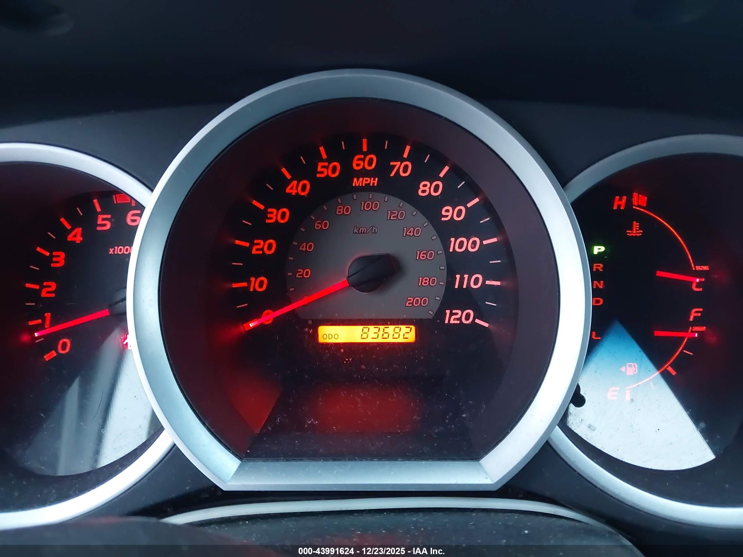 TOYOTA TACOMA image 7