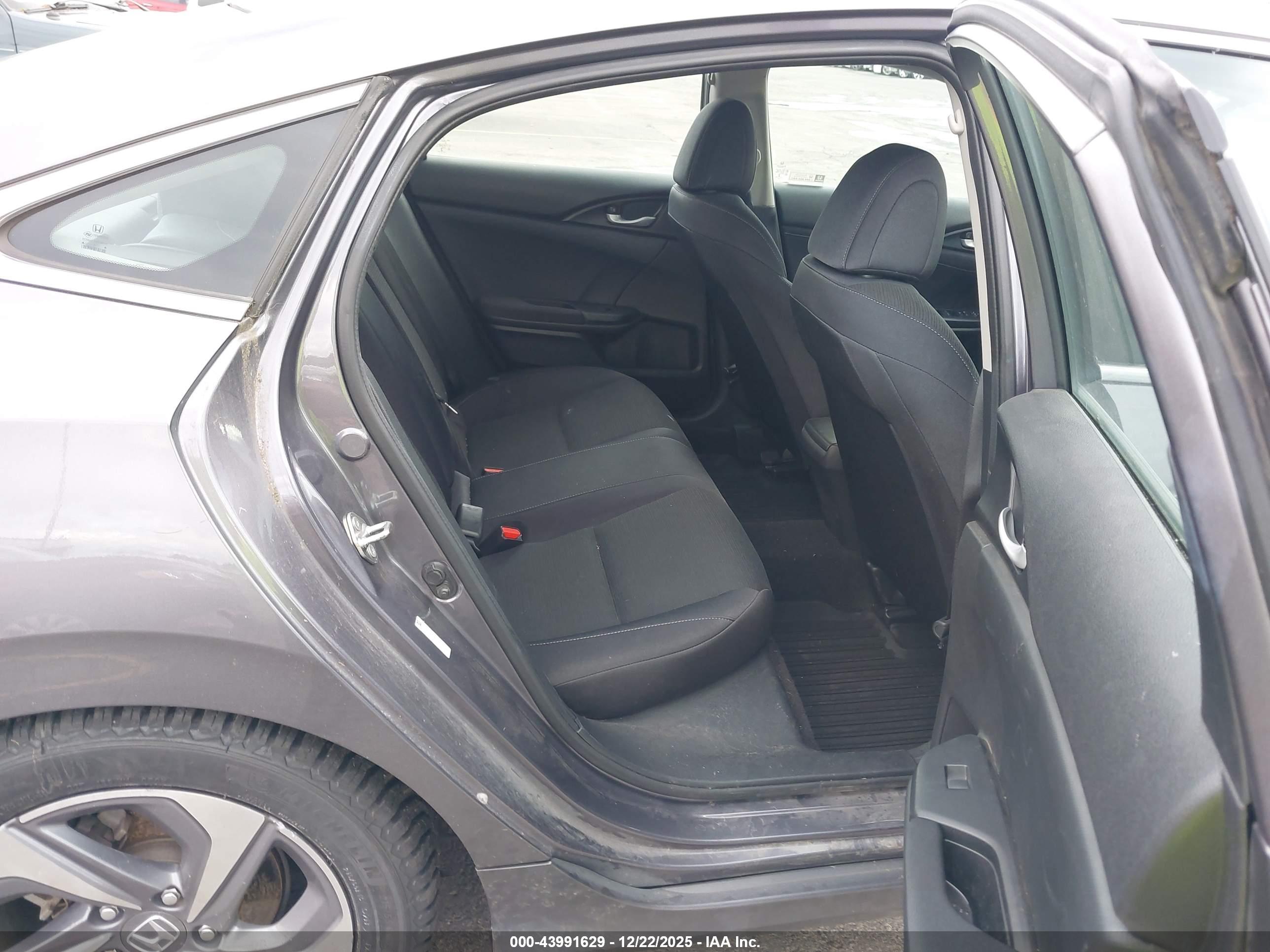 HONDA INSIGHT image 8