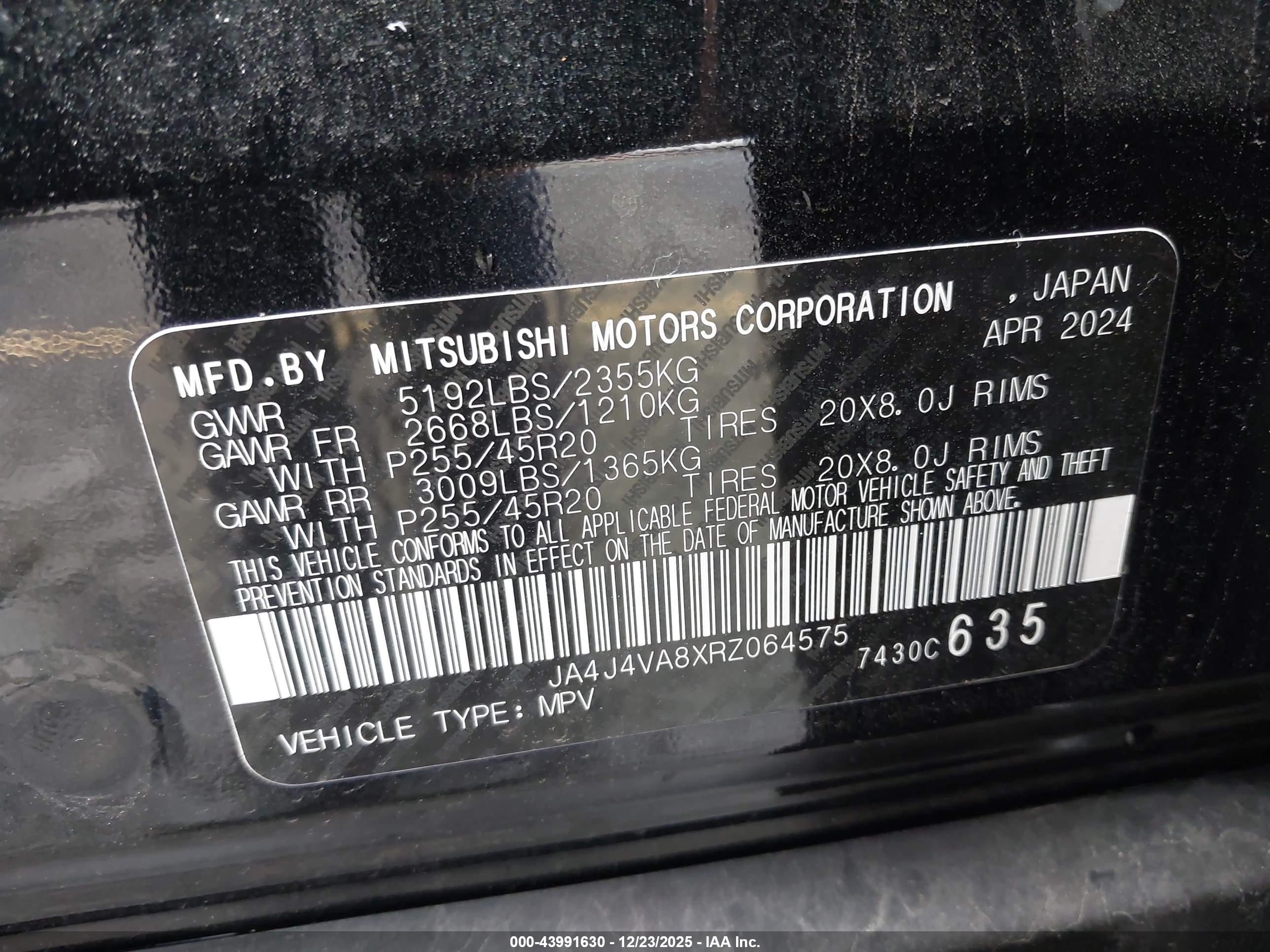 MITSUBISHI OUTLANDER image 9