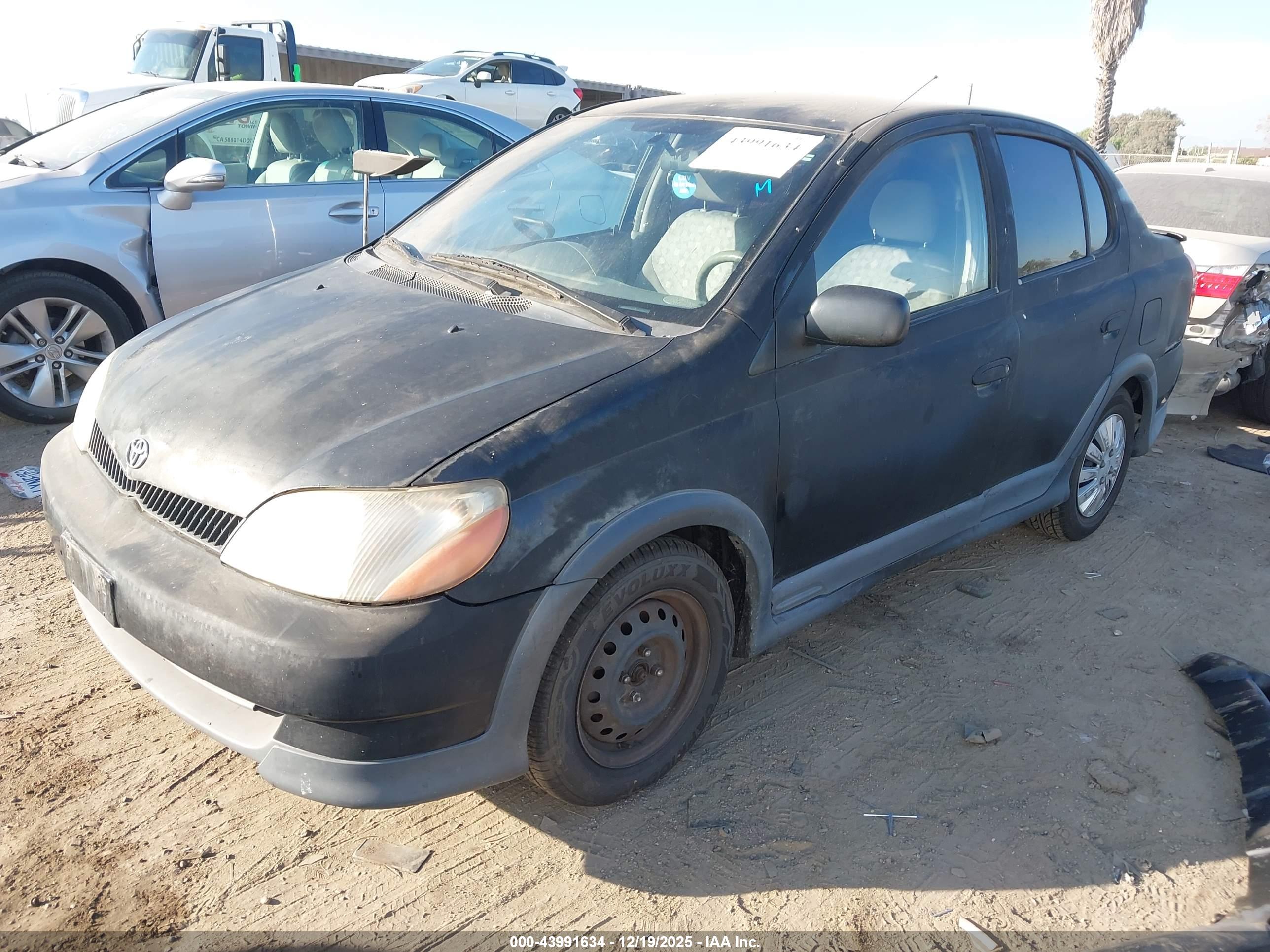 TOYOTA ECHO image 2